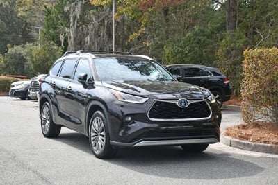 2021 Toyota Highlander Hybrid Platinum