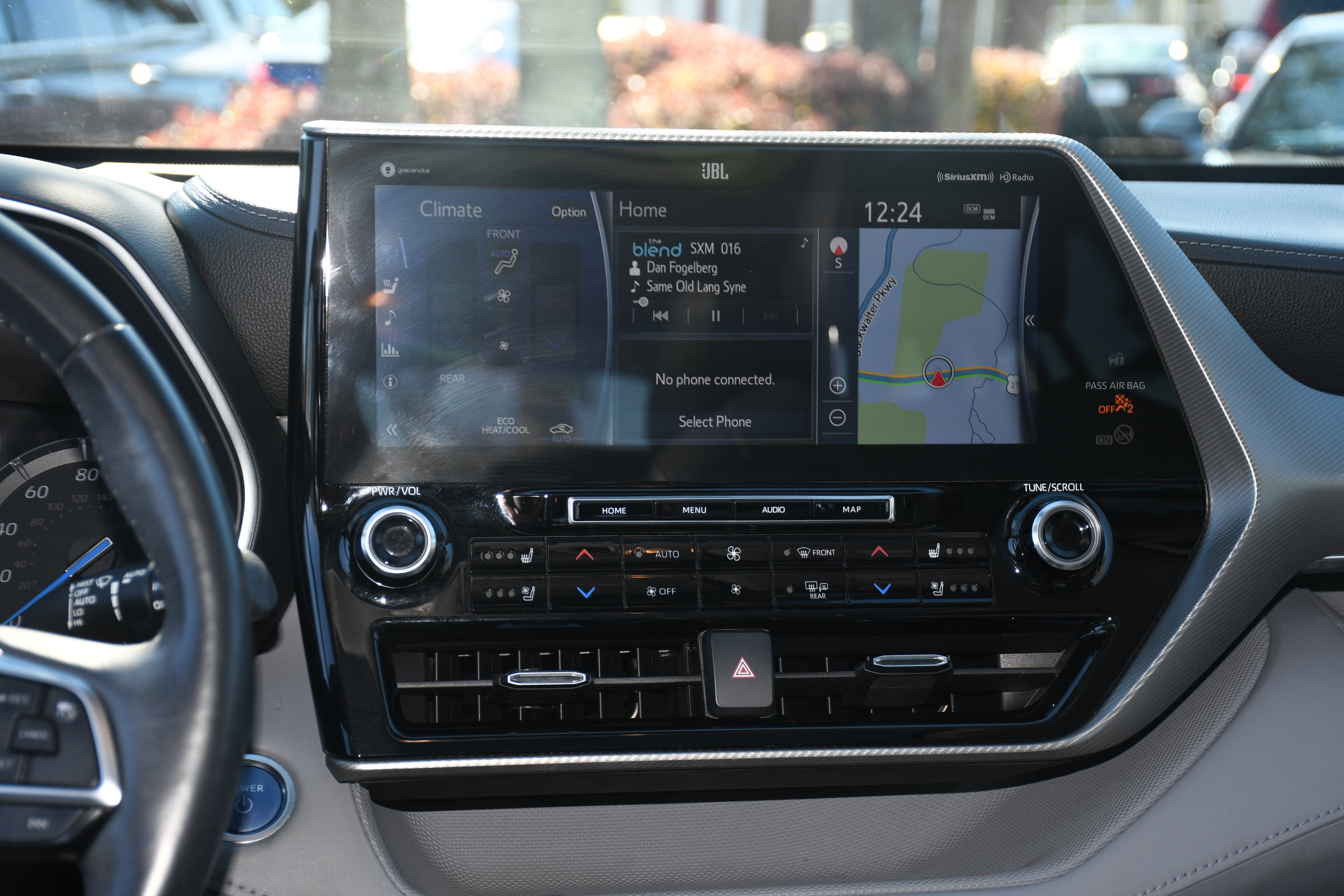 2021 Toyota Highlander Hybrid Platinum