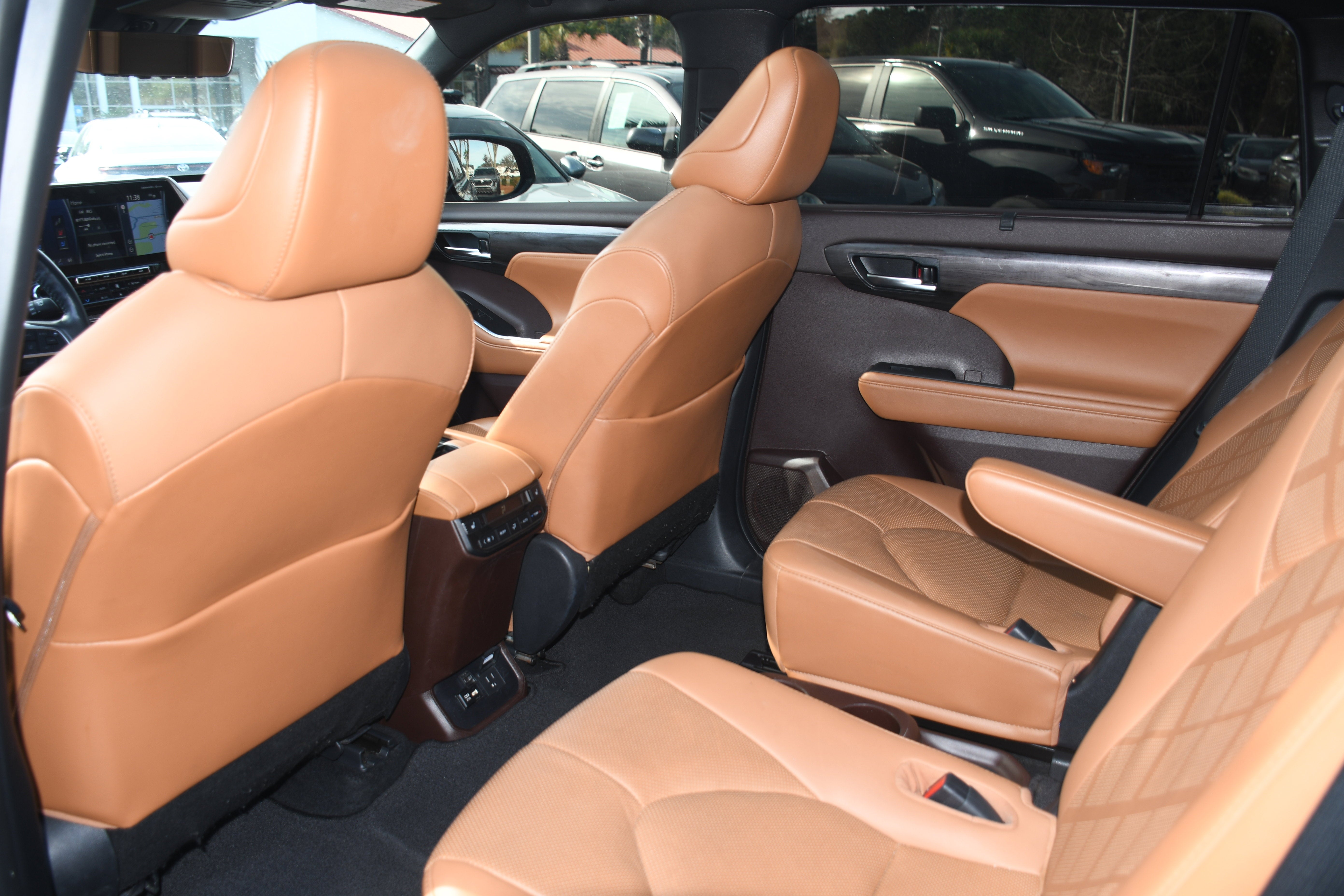 2021 Toyota Highlander Platinum