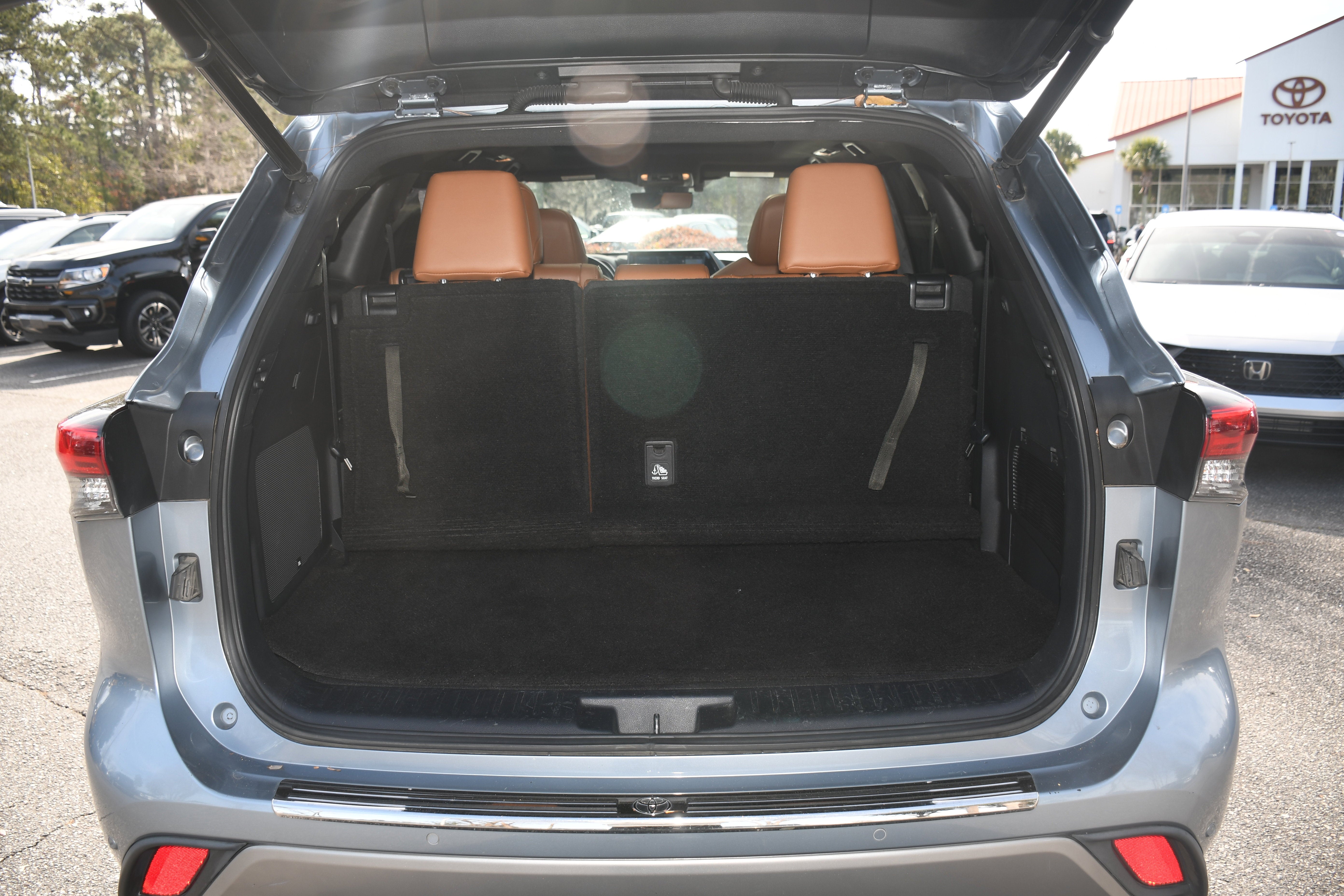 2021 Toyota Highlander Platinum