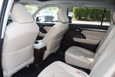 2021 Toyota Highlander Platinum