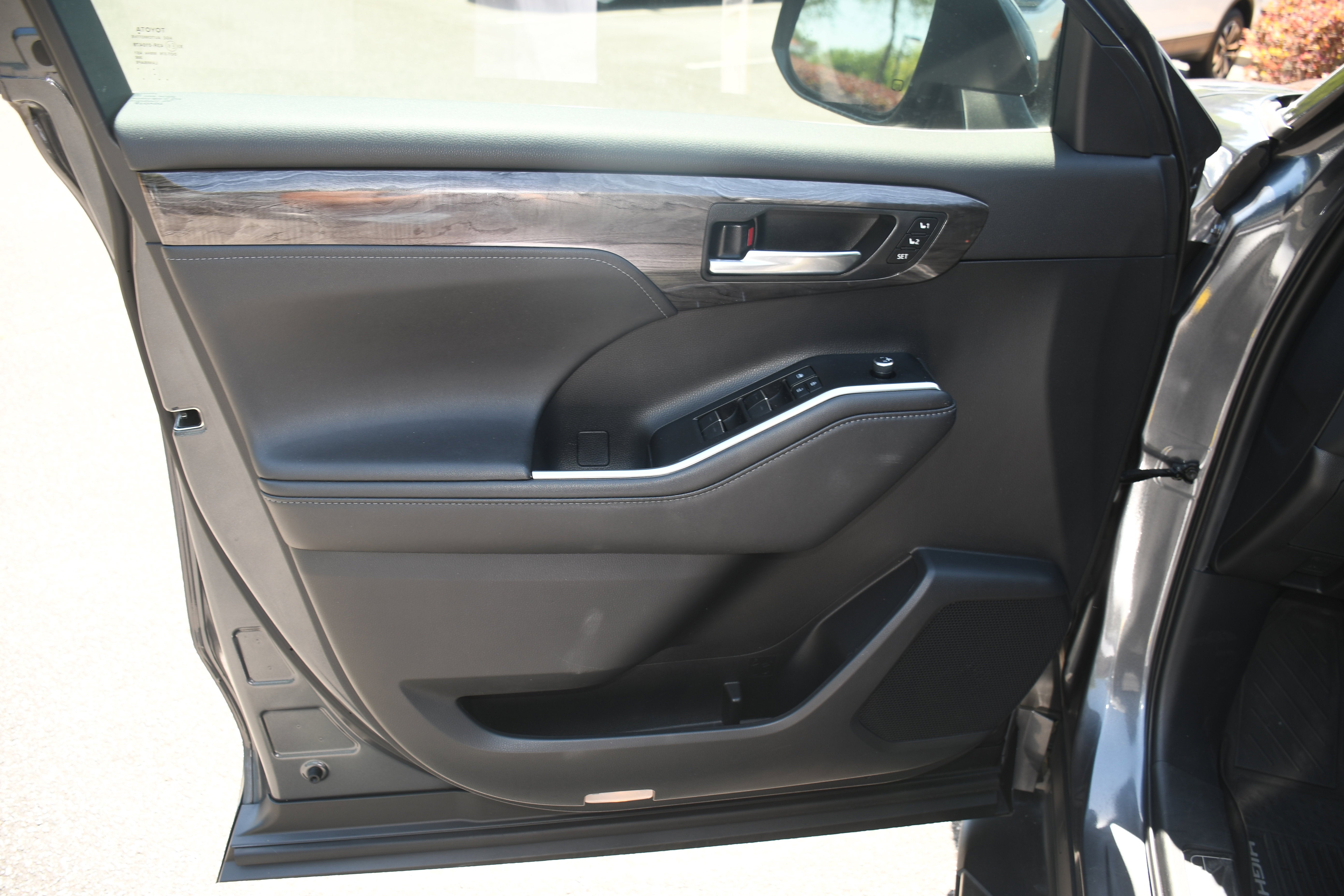 2020 Toyota Highlander Platinum