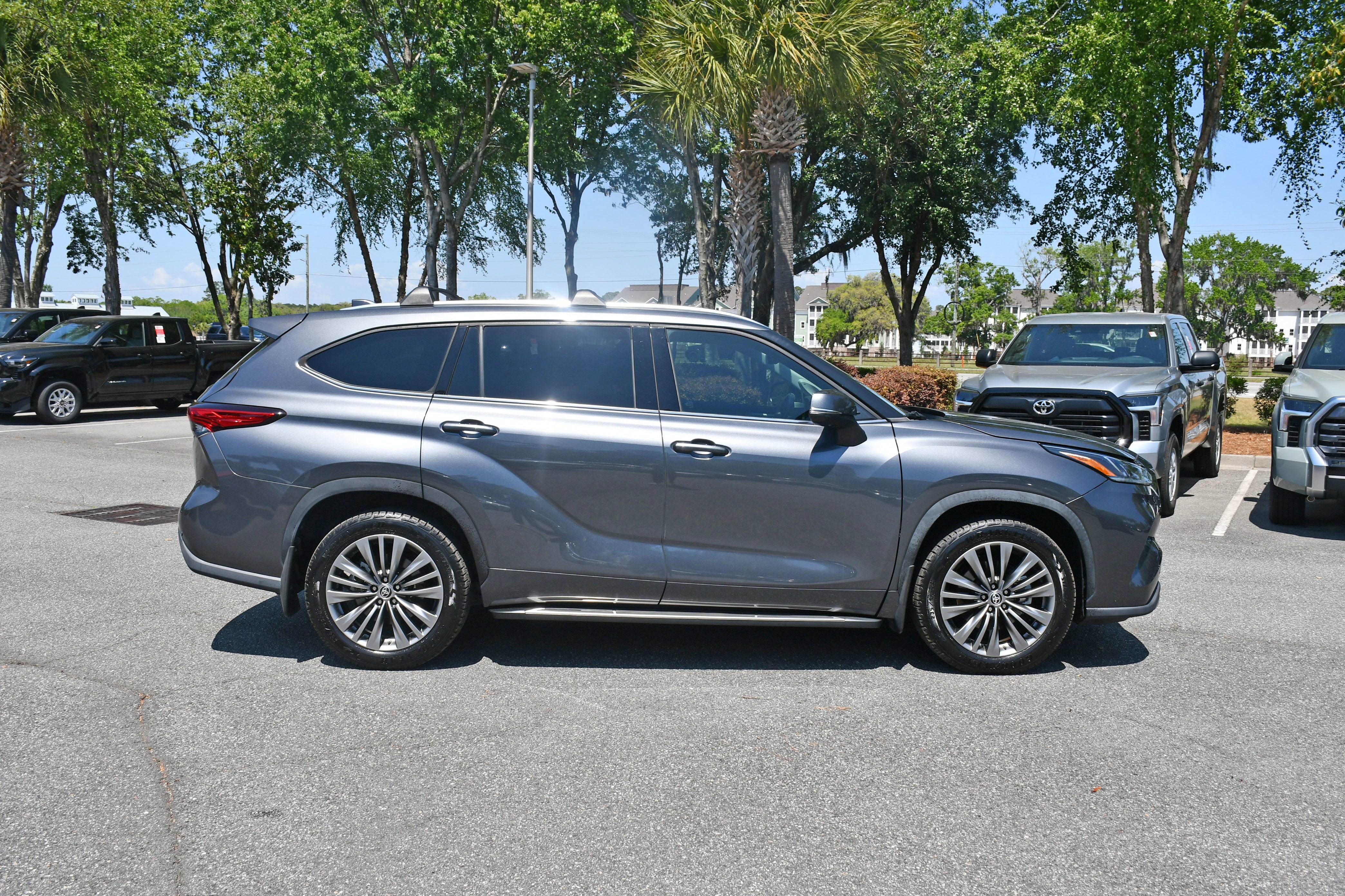 2020 Toyota Highlander Platinum