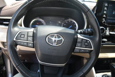 2022 Toyota Highlander Hybrid XLE