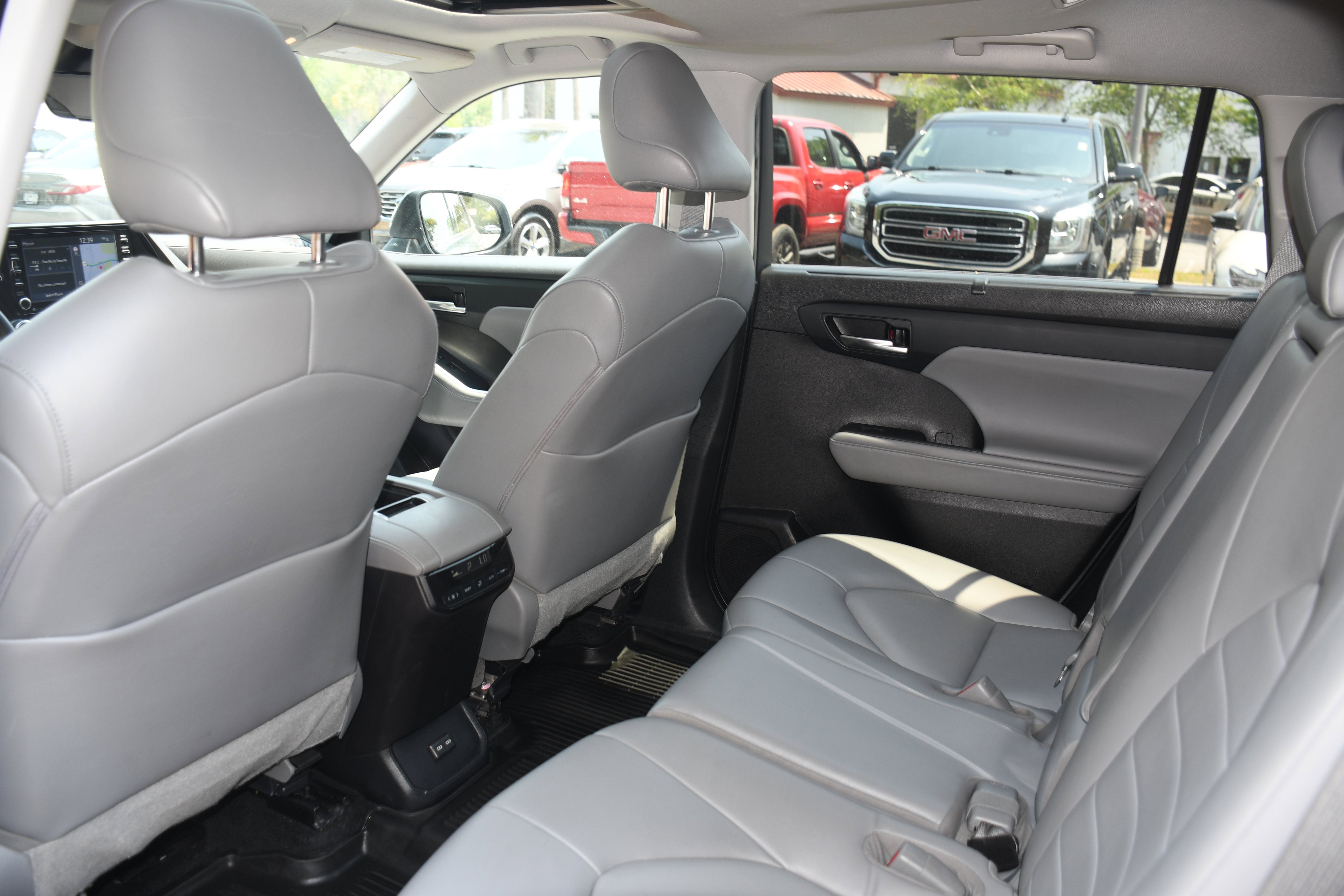 2022 Toyota Highlander HYBRID XLE BRONZE