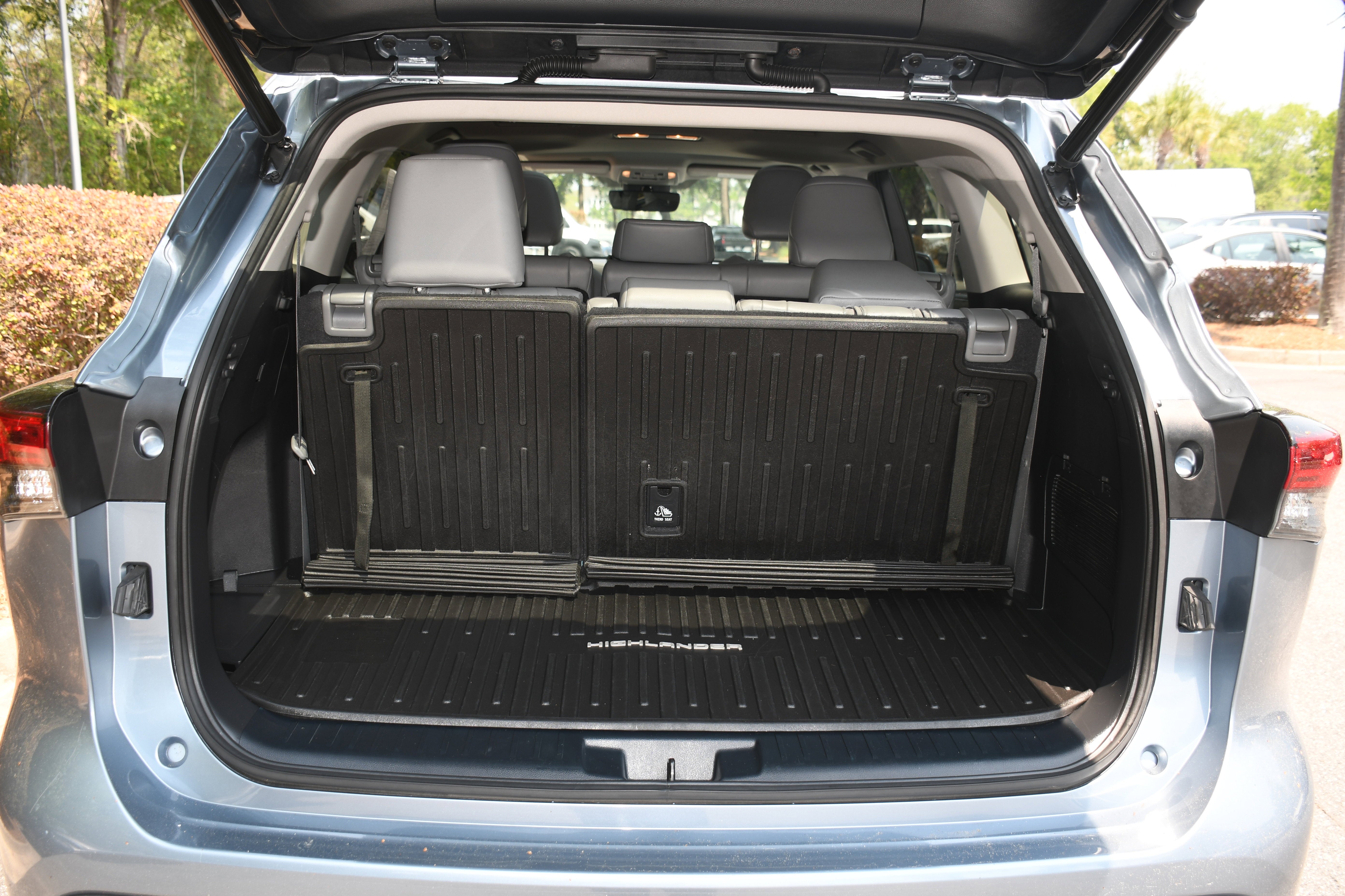 2022 Toyota Highlander HYBRID XLE BRONZE