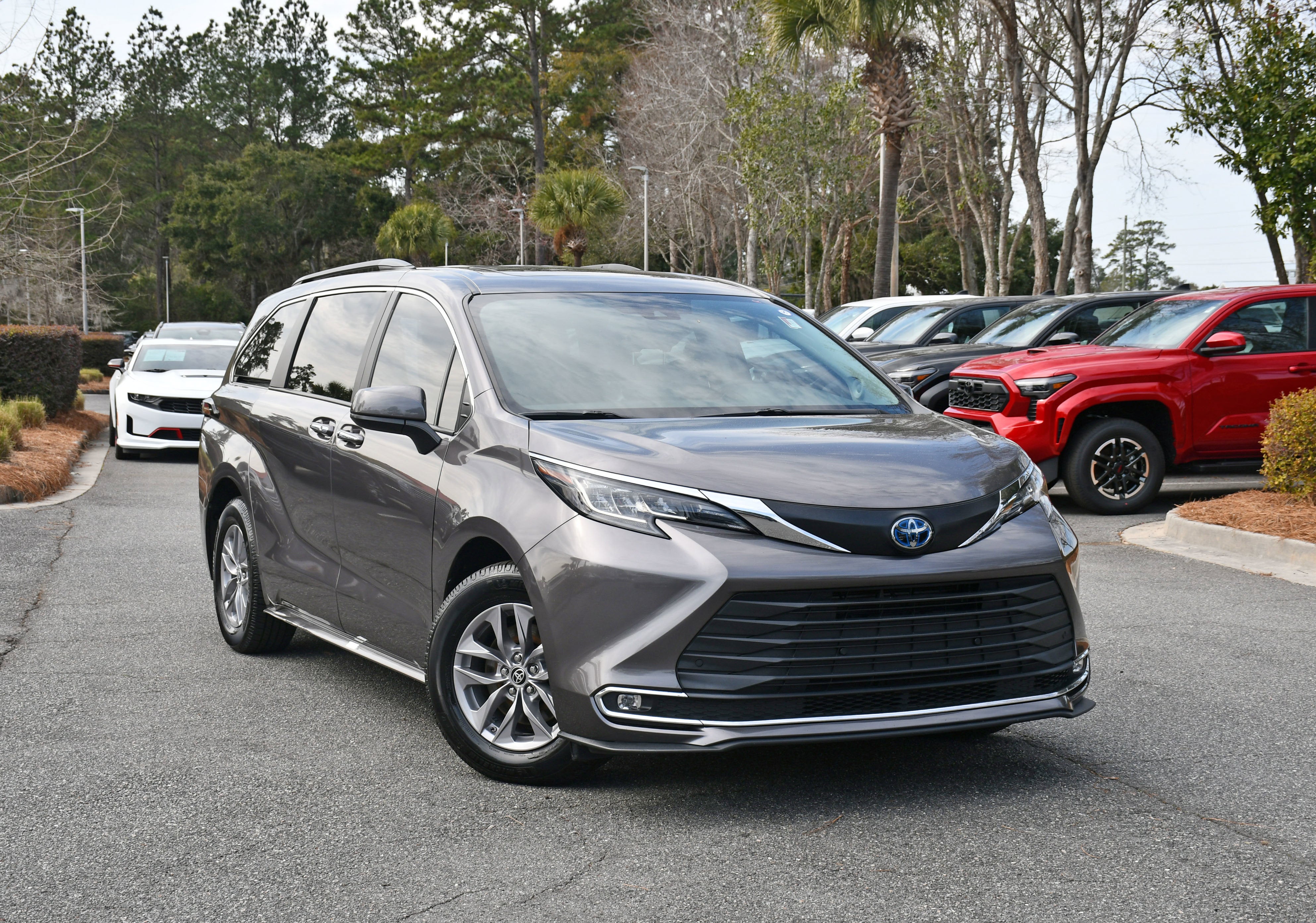 2023 Toyota Sienna XLE