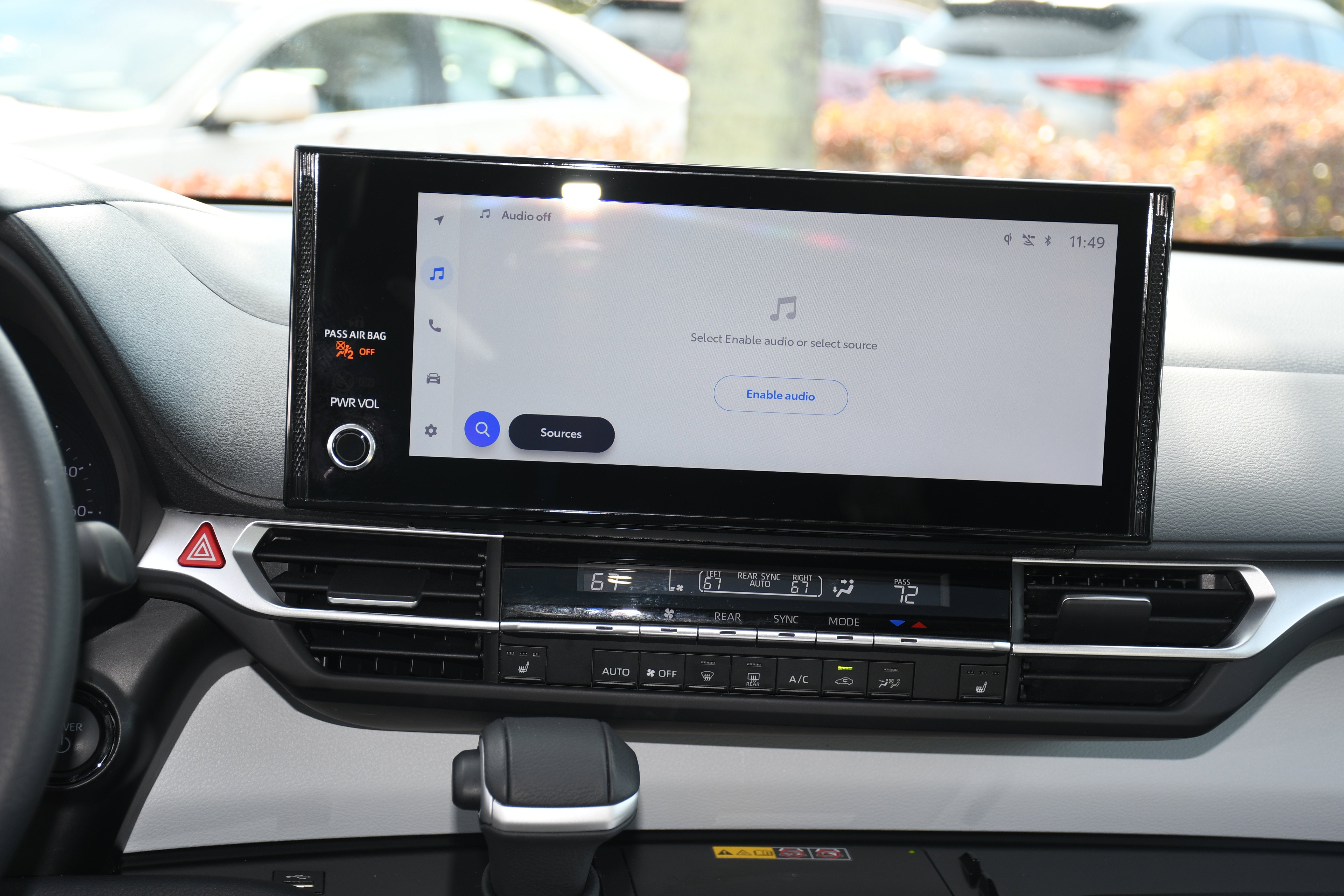 2025 Toyota Sienna XLE