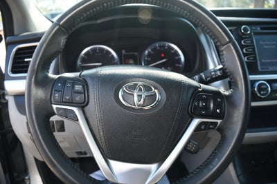 2017 Toyota Highlander XLE