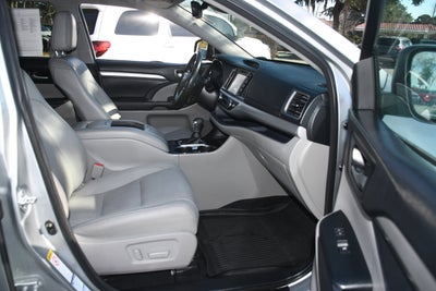 2017 Toyota Highlander XLE