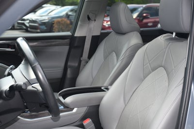 2023 Toyota Highlander Platinum