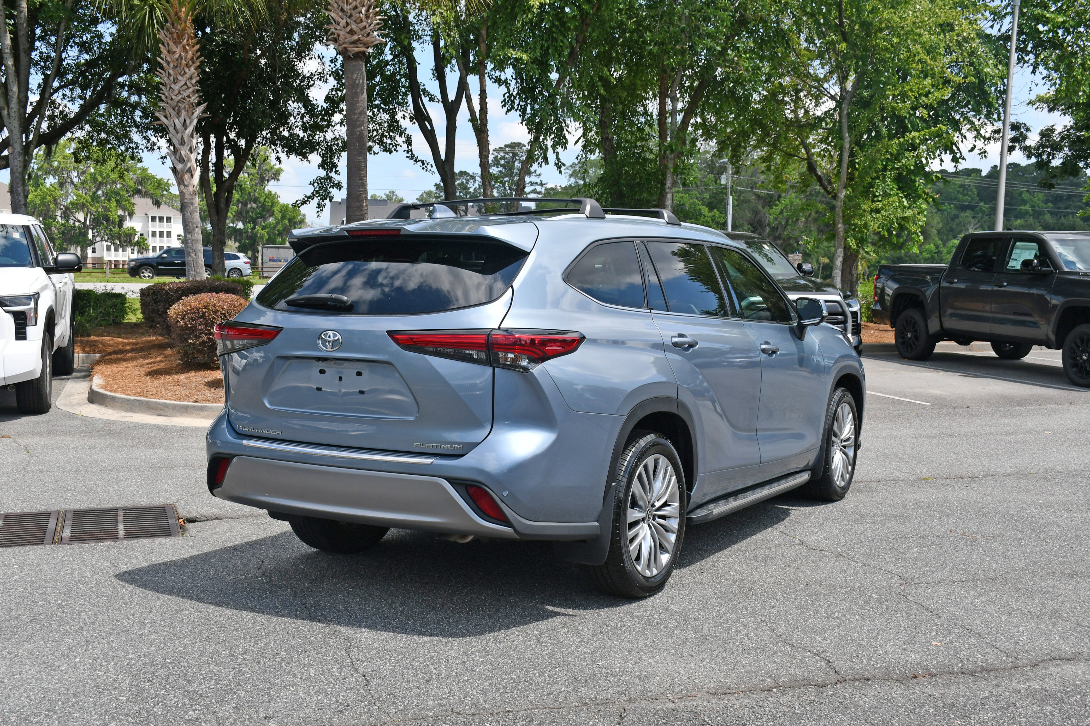 2023 Toyota Highlander Platinum
