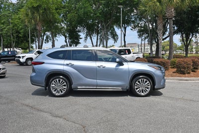 2023 Toyota Highlander Platinum