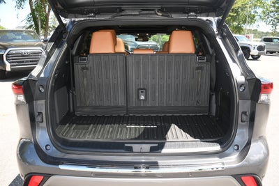 2024 Toyota Highlander Platinum