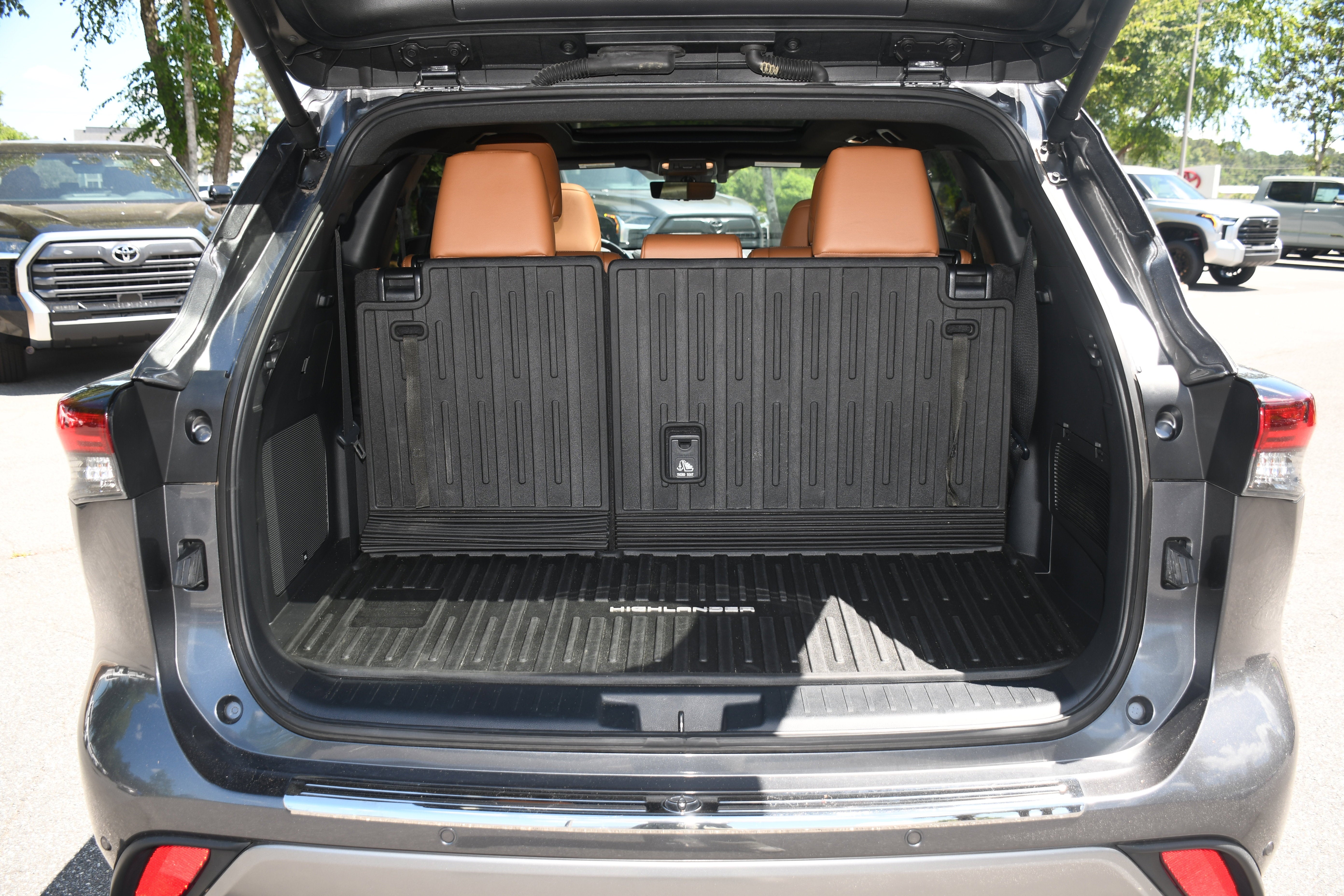 2024 Toyota Highlander Platinum