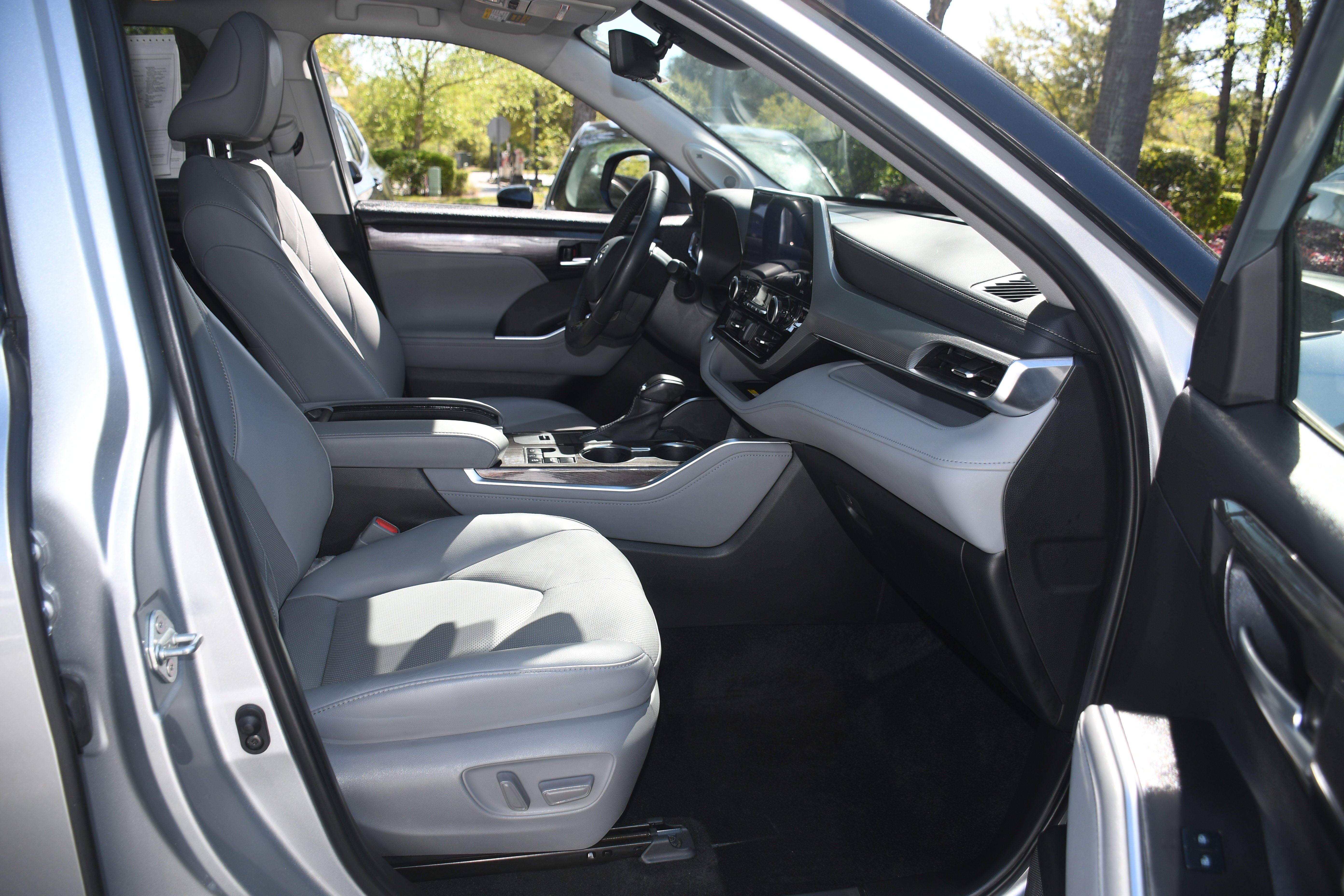 2023 Toyota Highlander Platinum