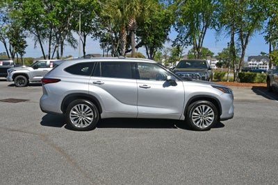 2023 Toyota Highlander Platinum