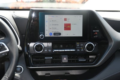 2025 Toyota Highlander XLE