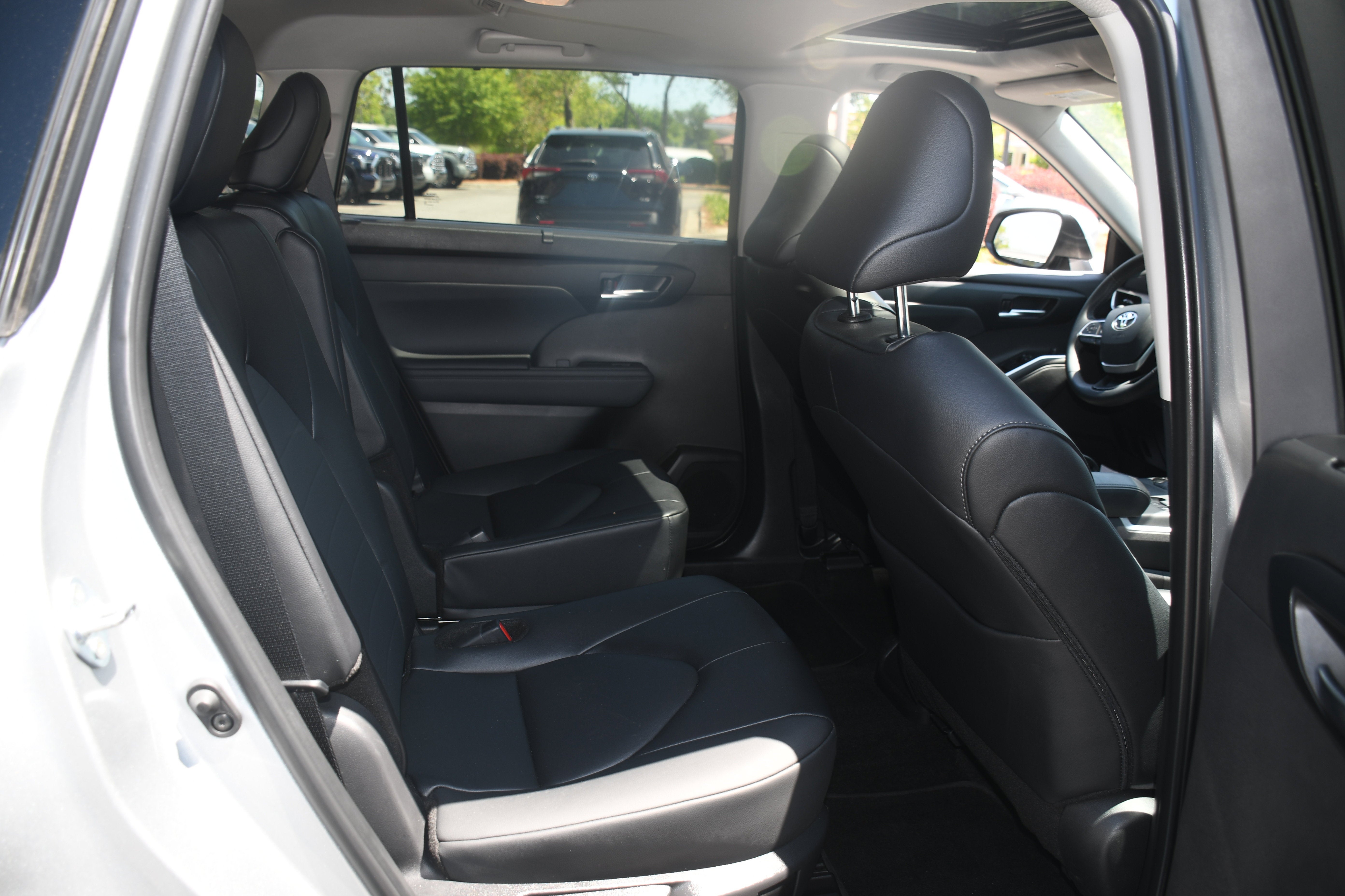 2025 Toyota Highlander XLE