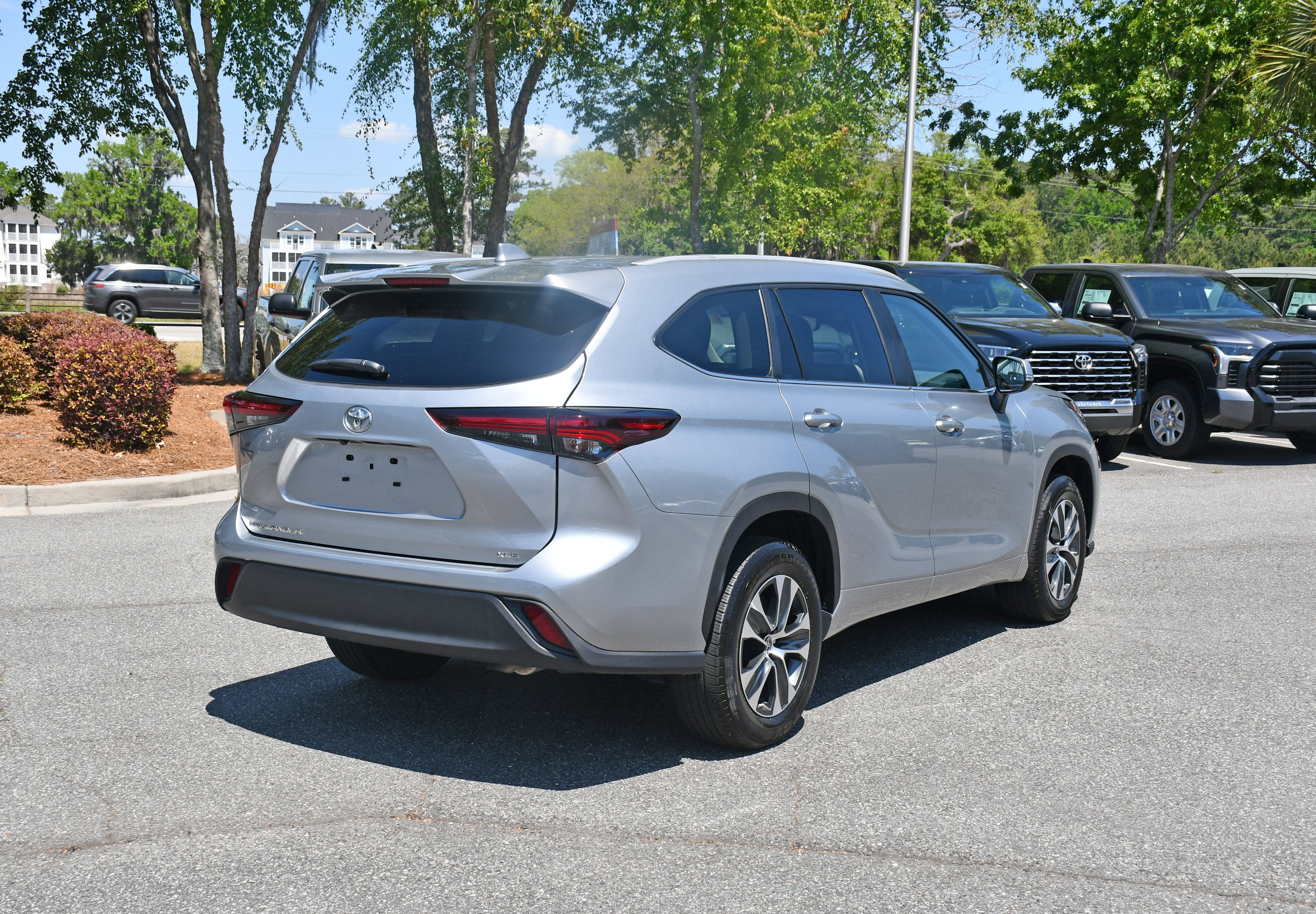 2025 Toyota Highlander XLE