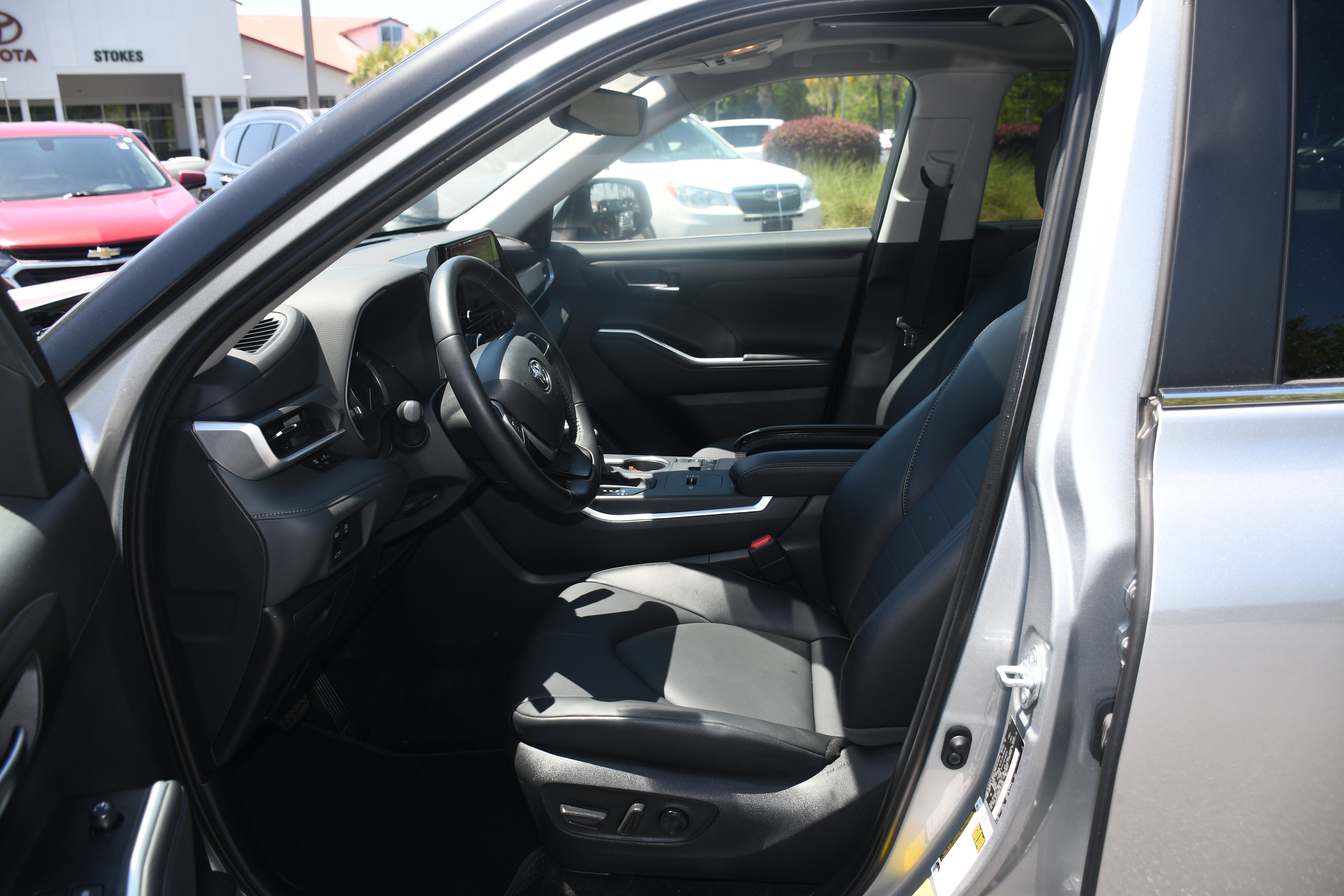 2025 Toyota Highlander XLE