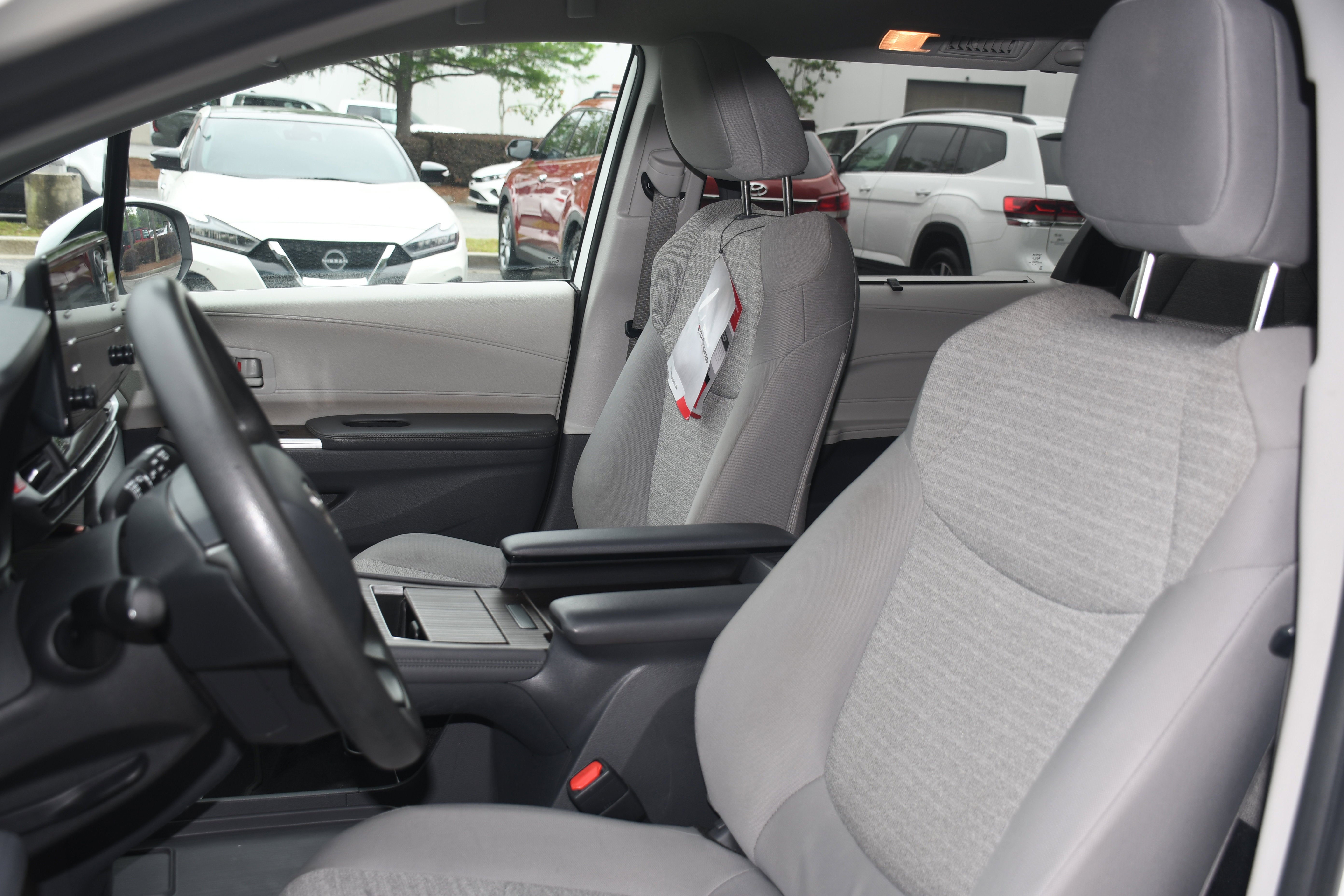 2021 Toyota Sienna LE