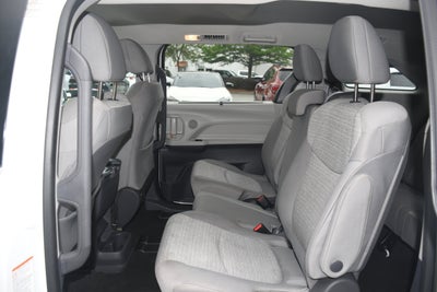 2021 Toyota Sienna LE