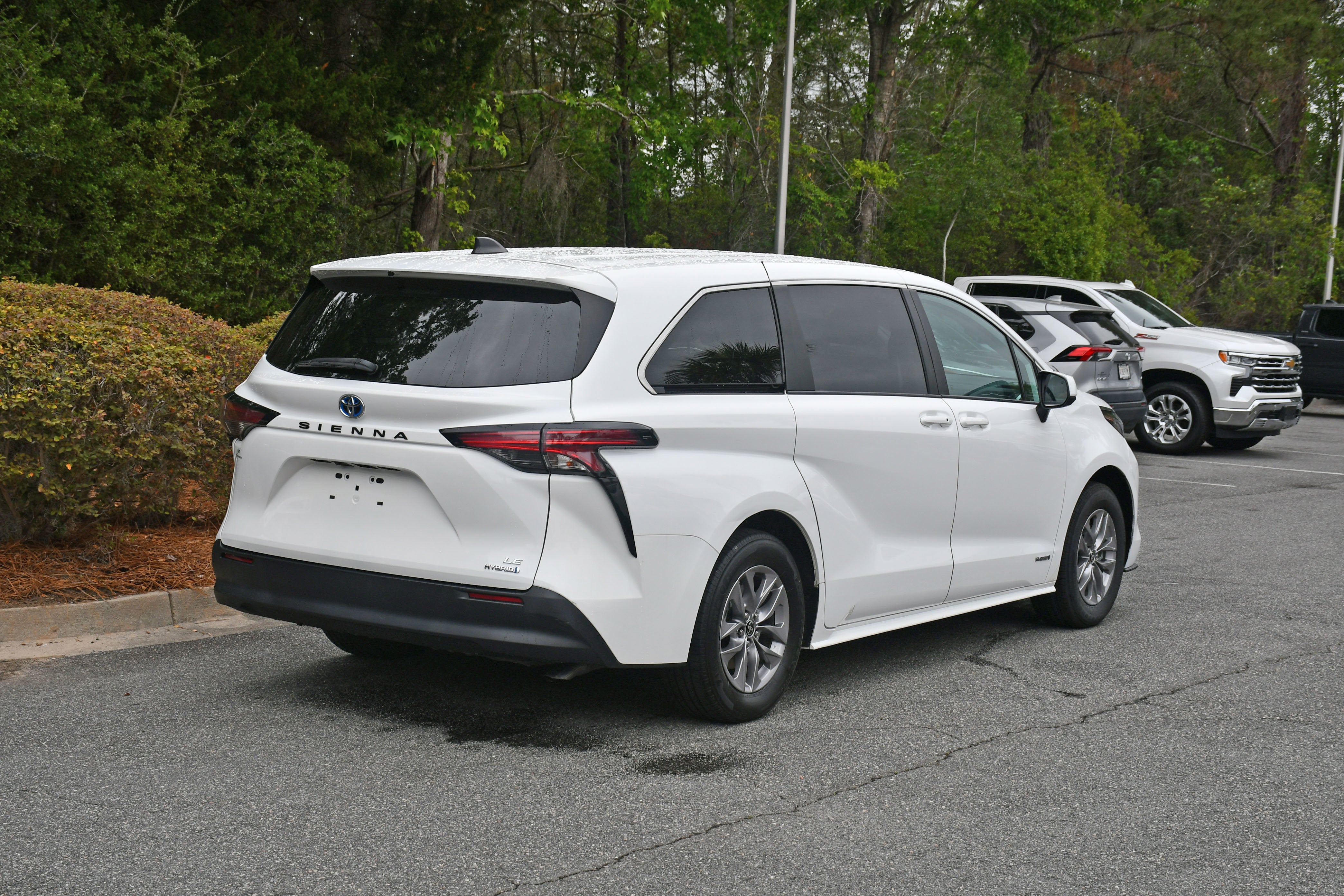 2021 Toyota Sienna LE