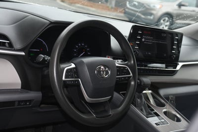 2021 Toyota Sienna LE