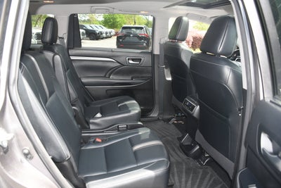 2018 Toyota Highlander SE