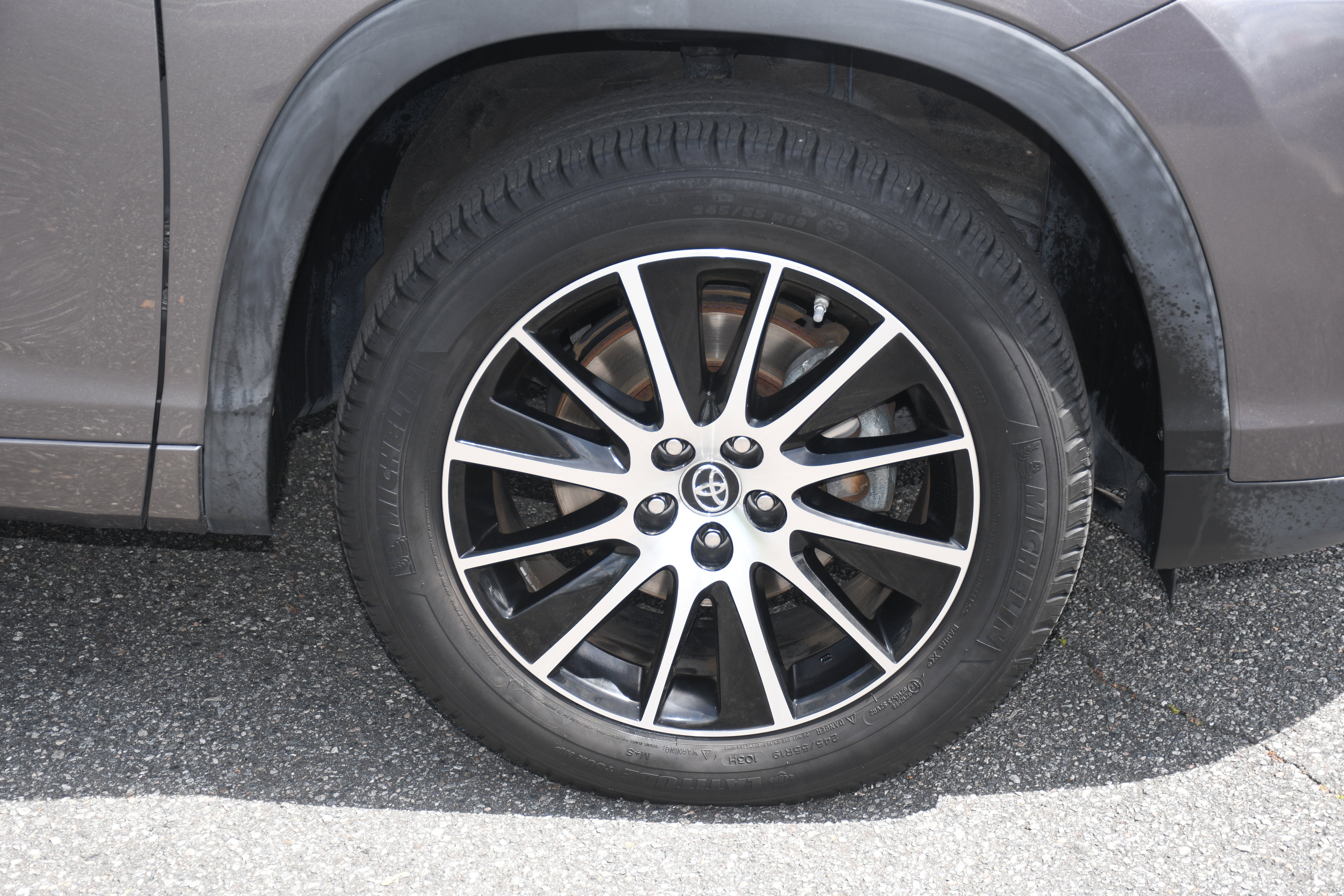 2018 Toyota Highlander SE