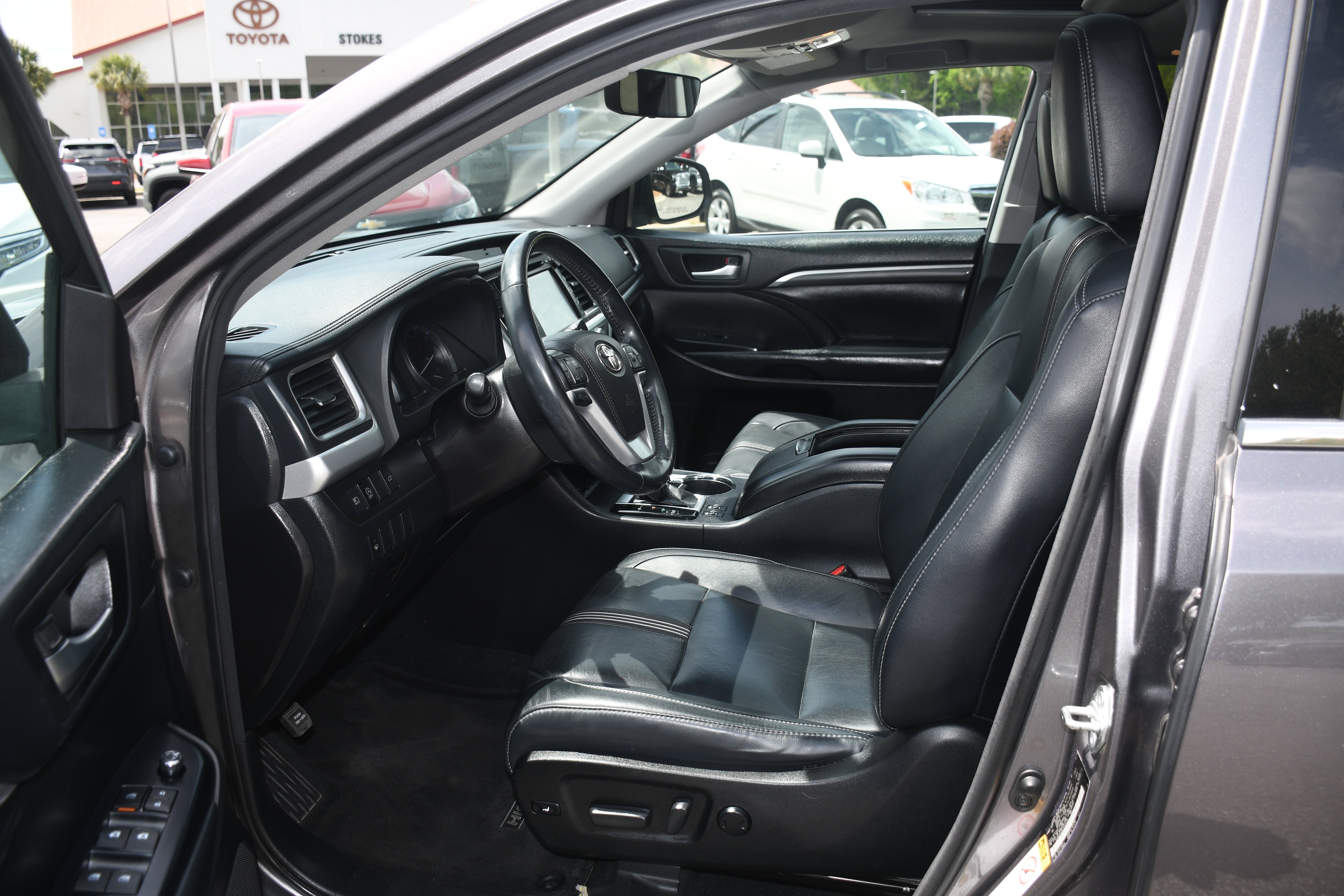 2018 Toyota Highlander SE
