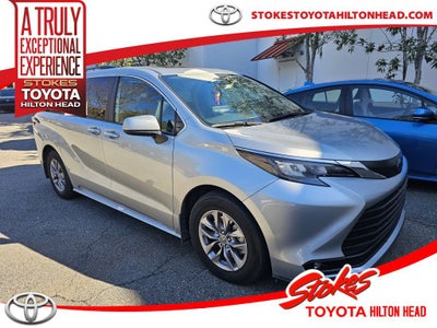 2025 Toyota Sienna XLE