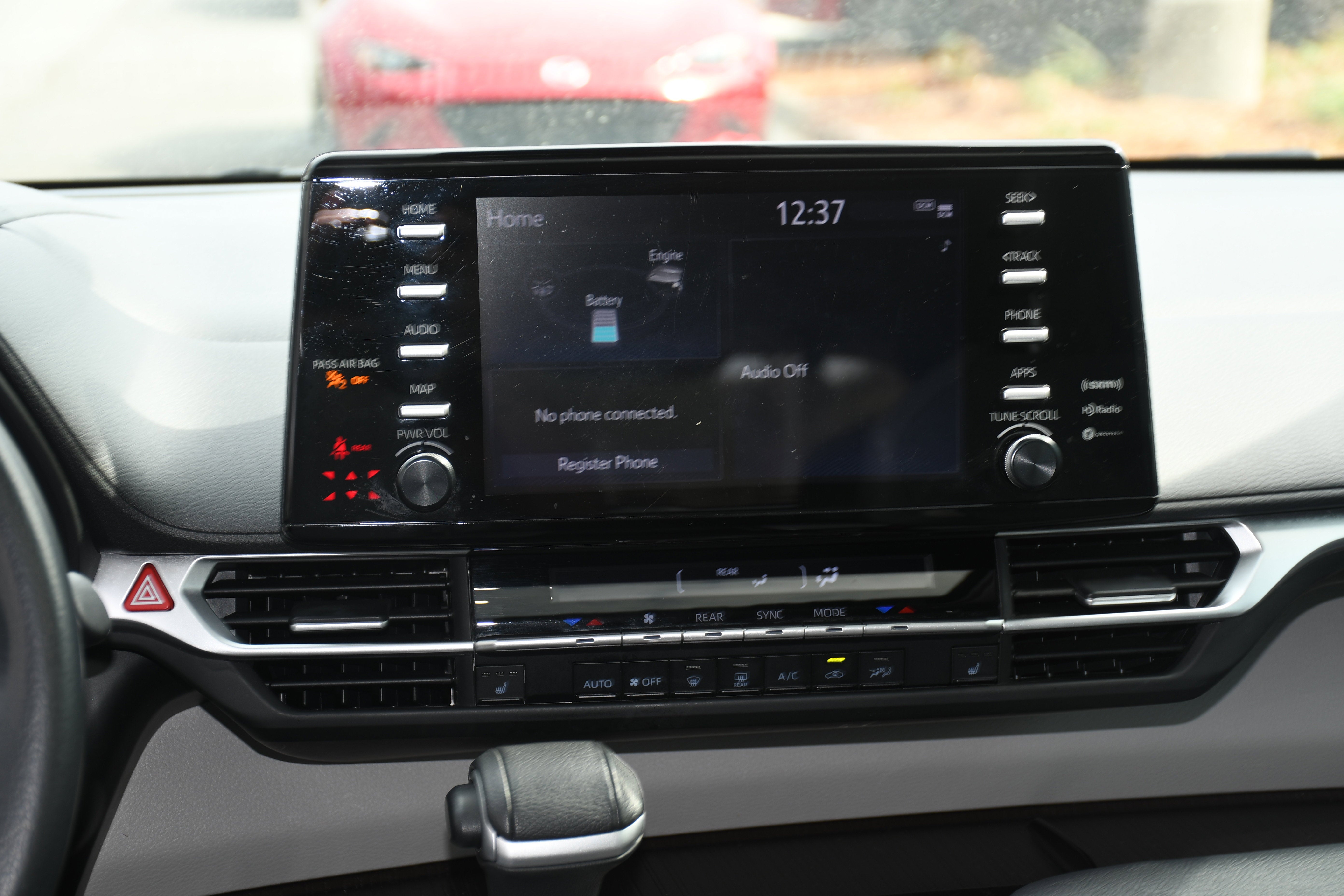 2023 Toyota Sienna XLE