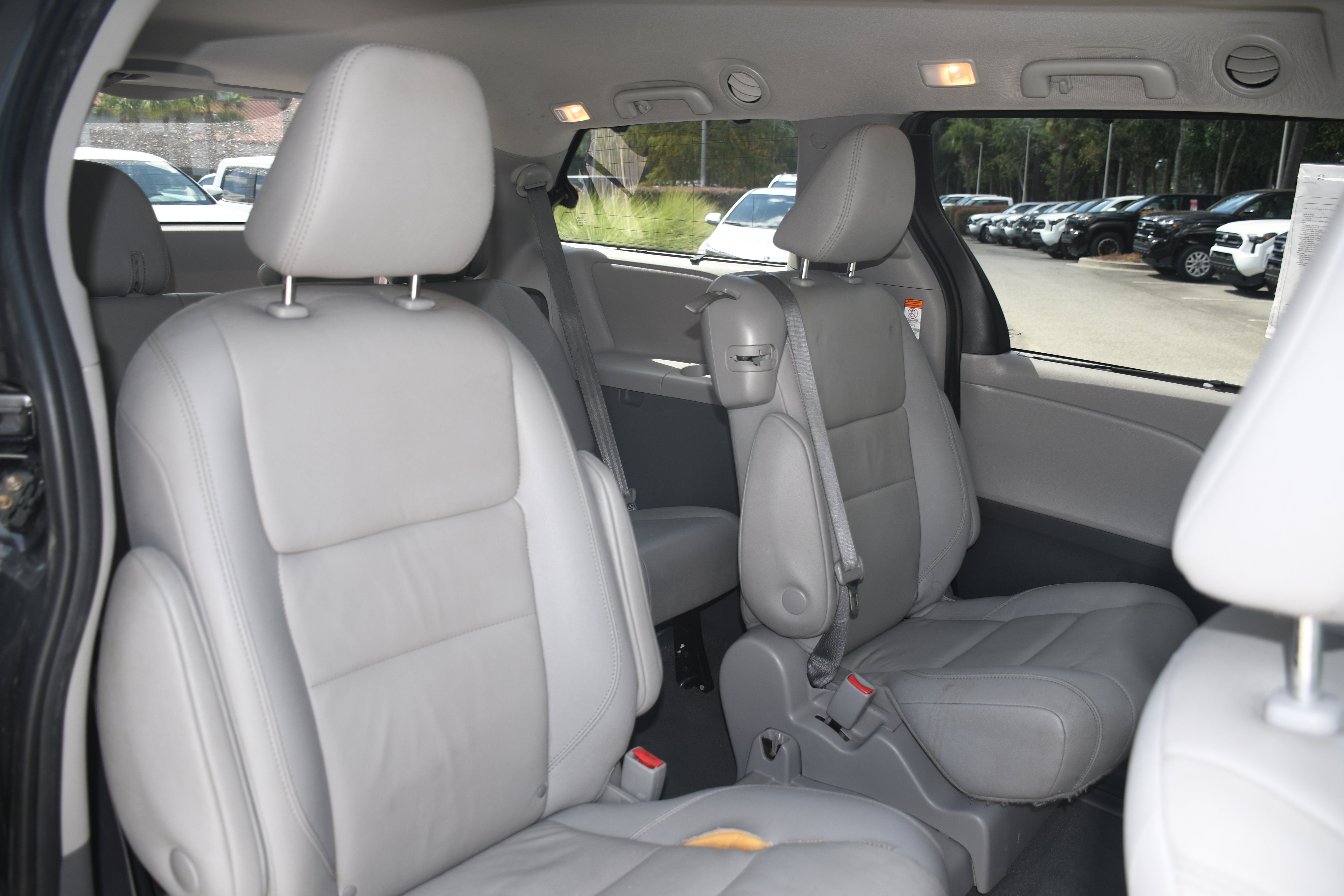 2020 Toyota Sienna XLE