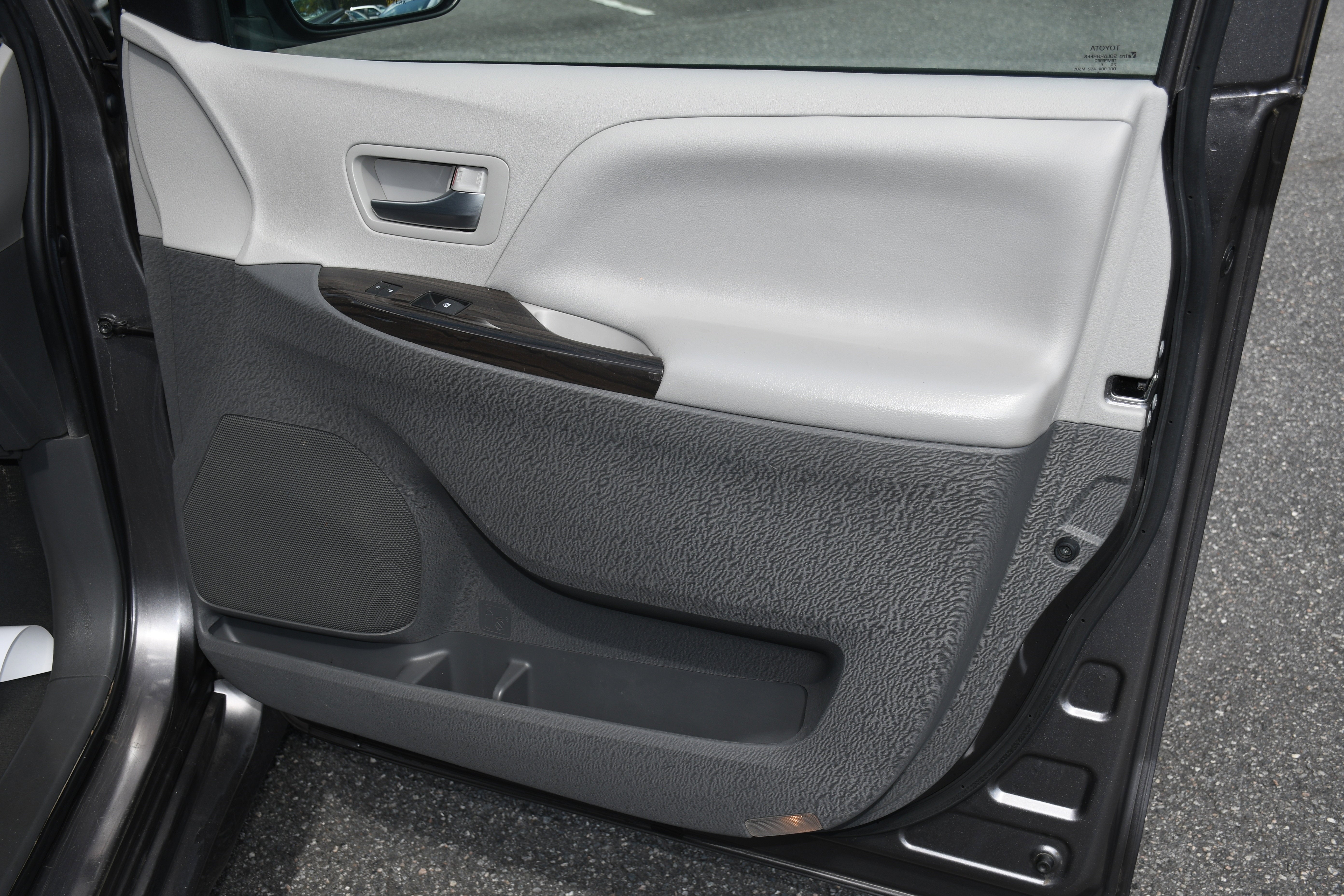 2020 Toyota Sienna XLE