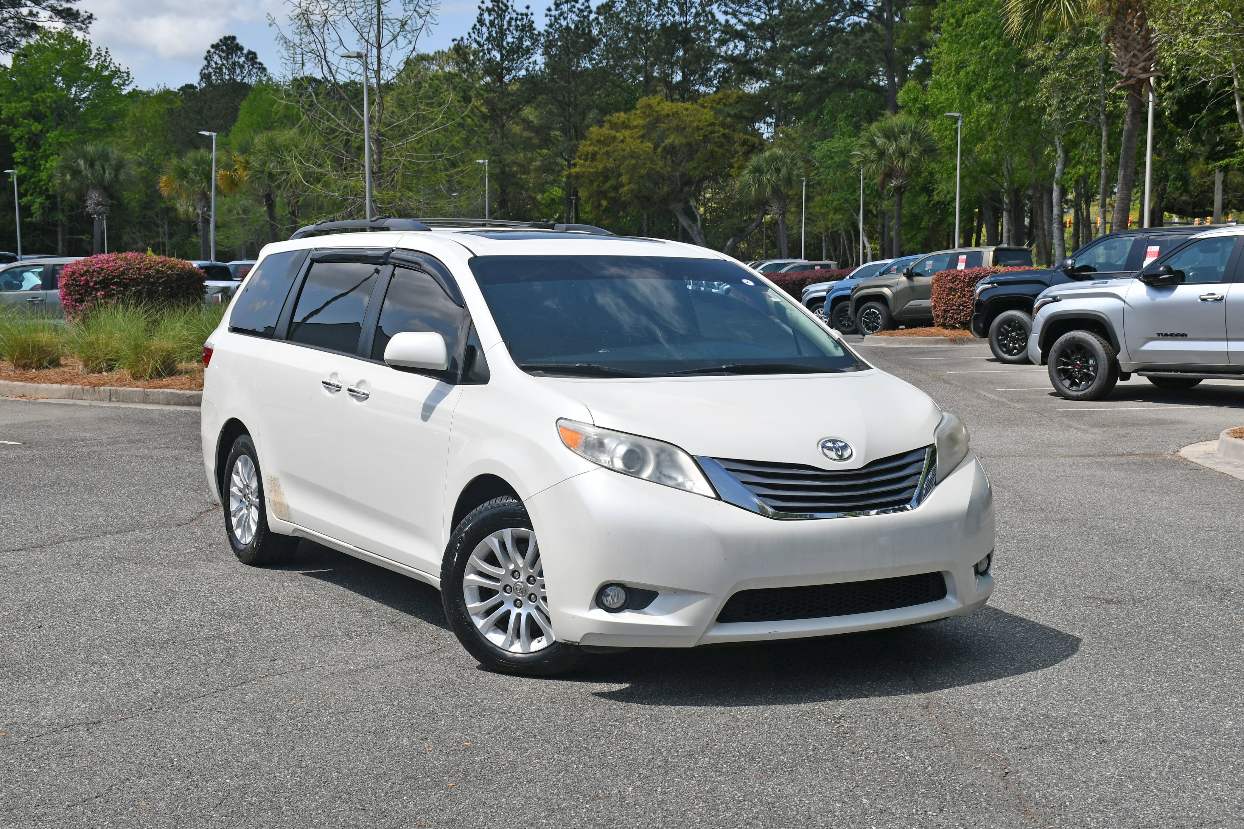 2017 Toyota Sienna XLE