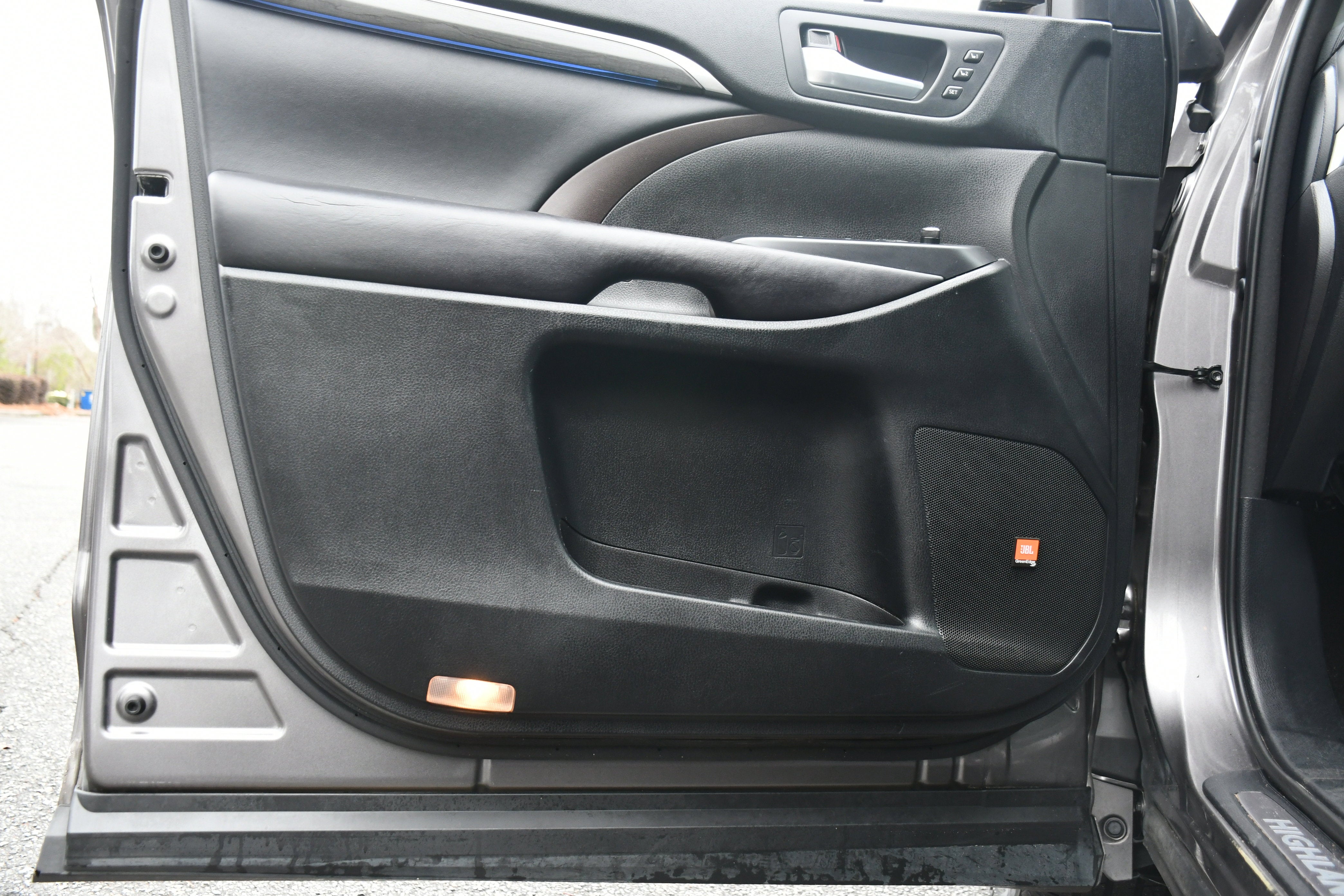 2017 Toyota Highlander Limited Platinum