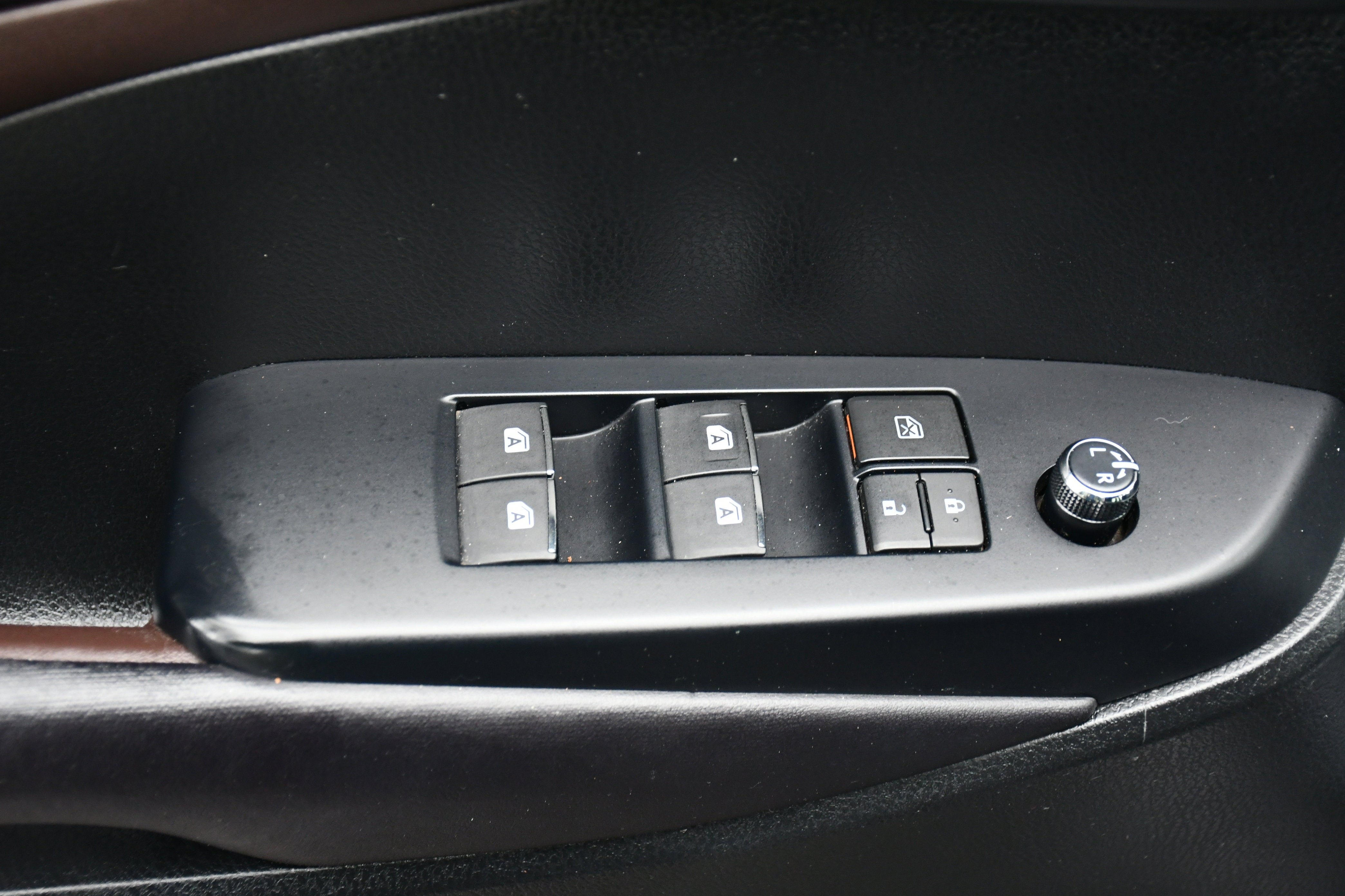 2017 Toyota Highlander Limited Platinum