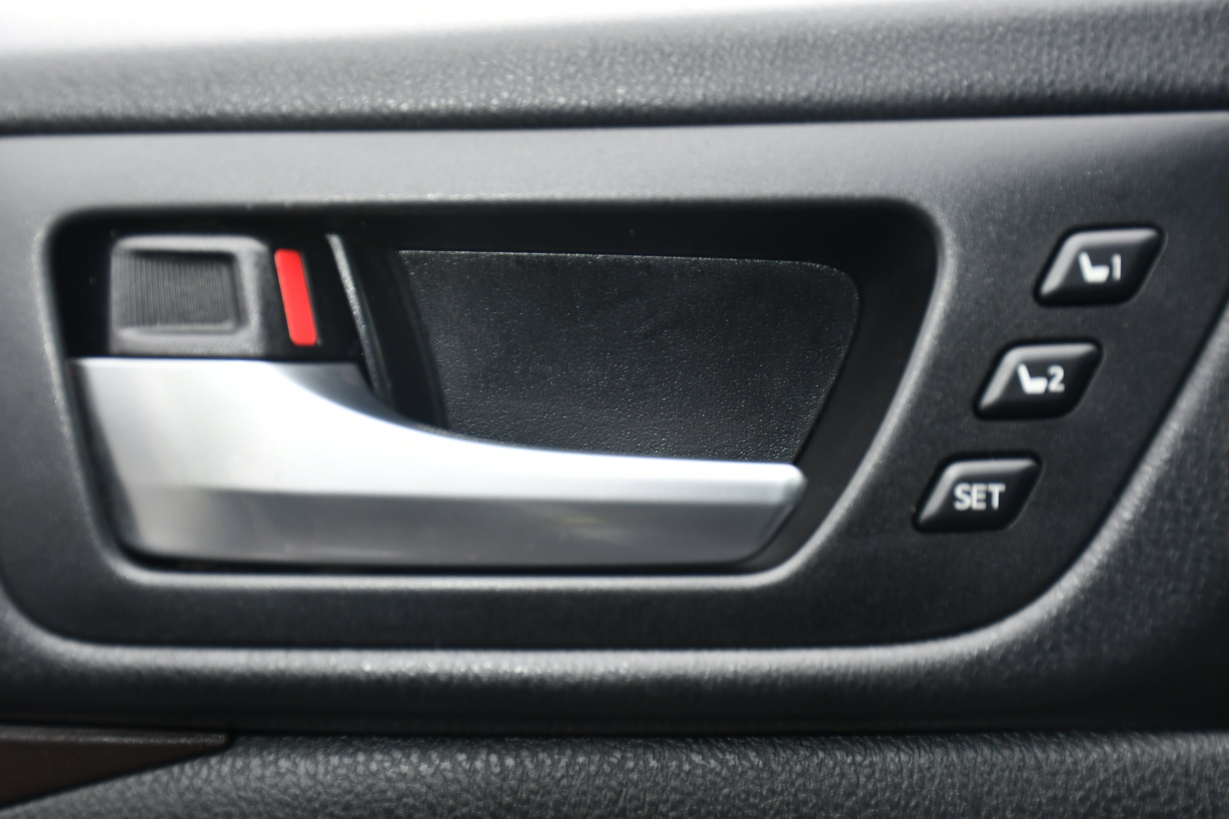 2017 Toyota Highlander Limited Platinum