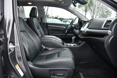 2017 Toyota Highlander Limited Platinum