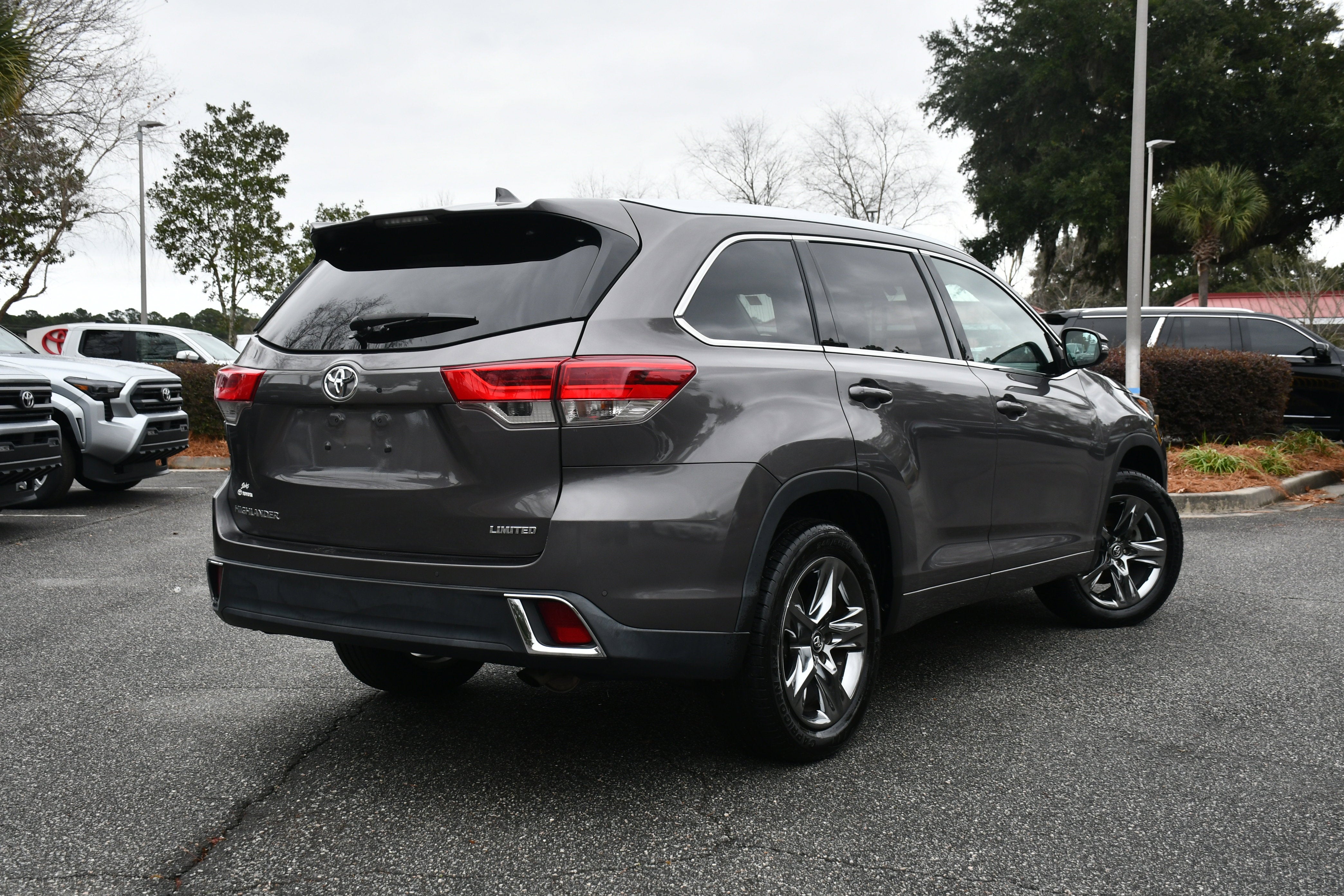2017 Toyota Highlander Limited Platinum