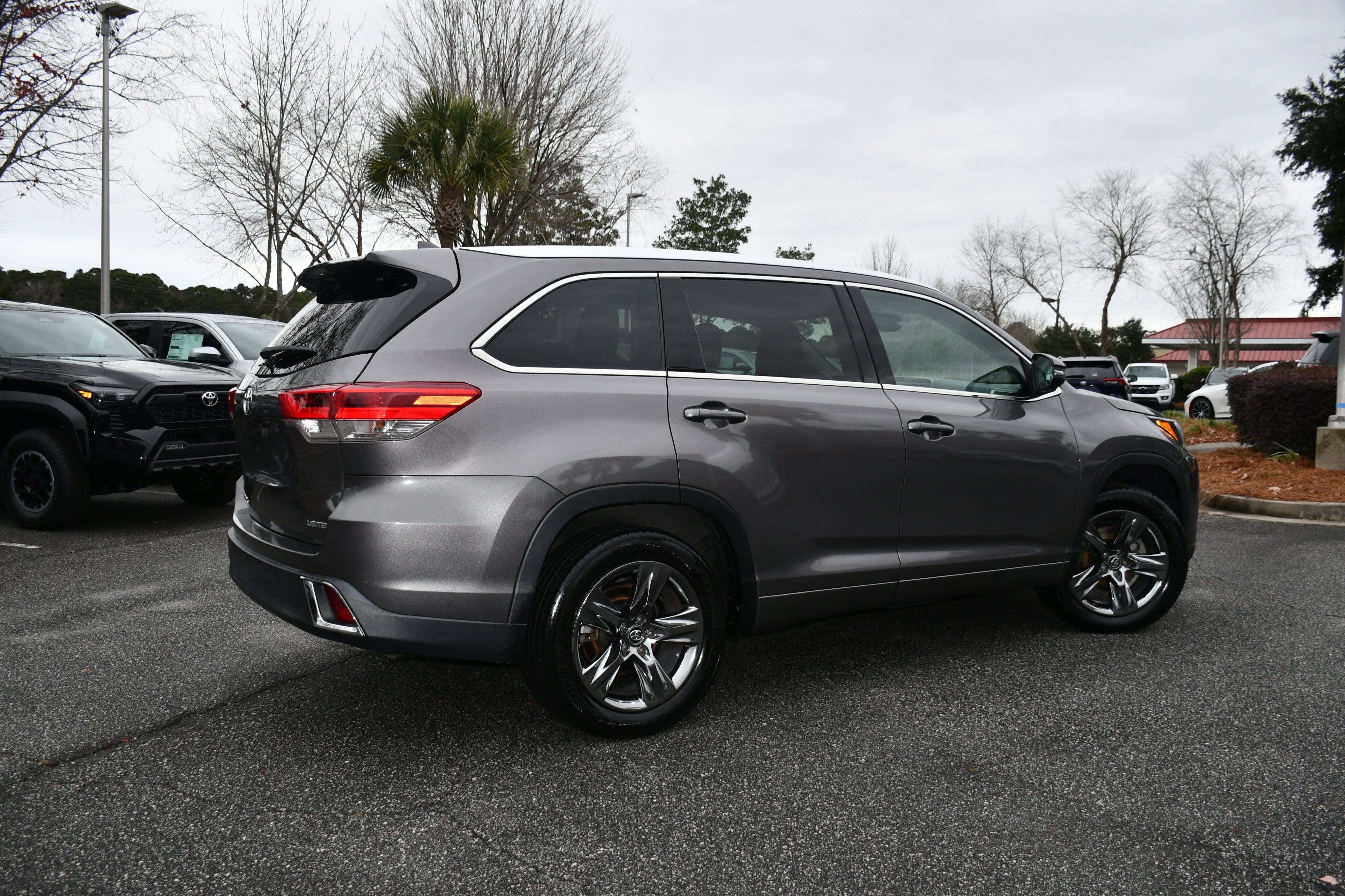2017 Toyota Highlander Limited Platinum