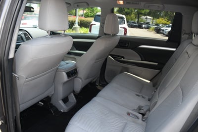 2019 Toyota Highlander LE