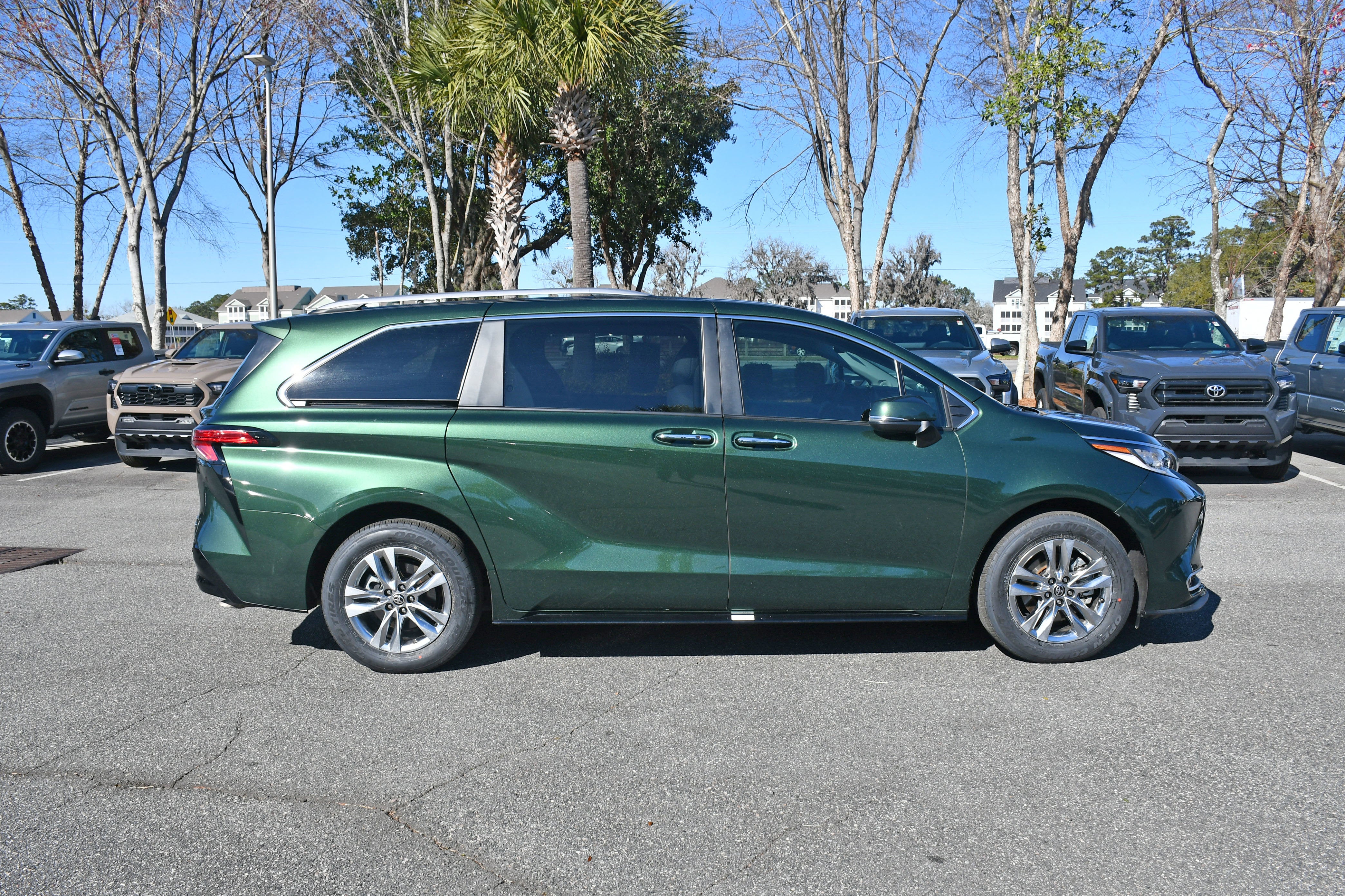 2023 Toyota Sienna Limited