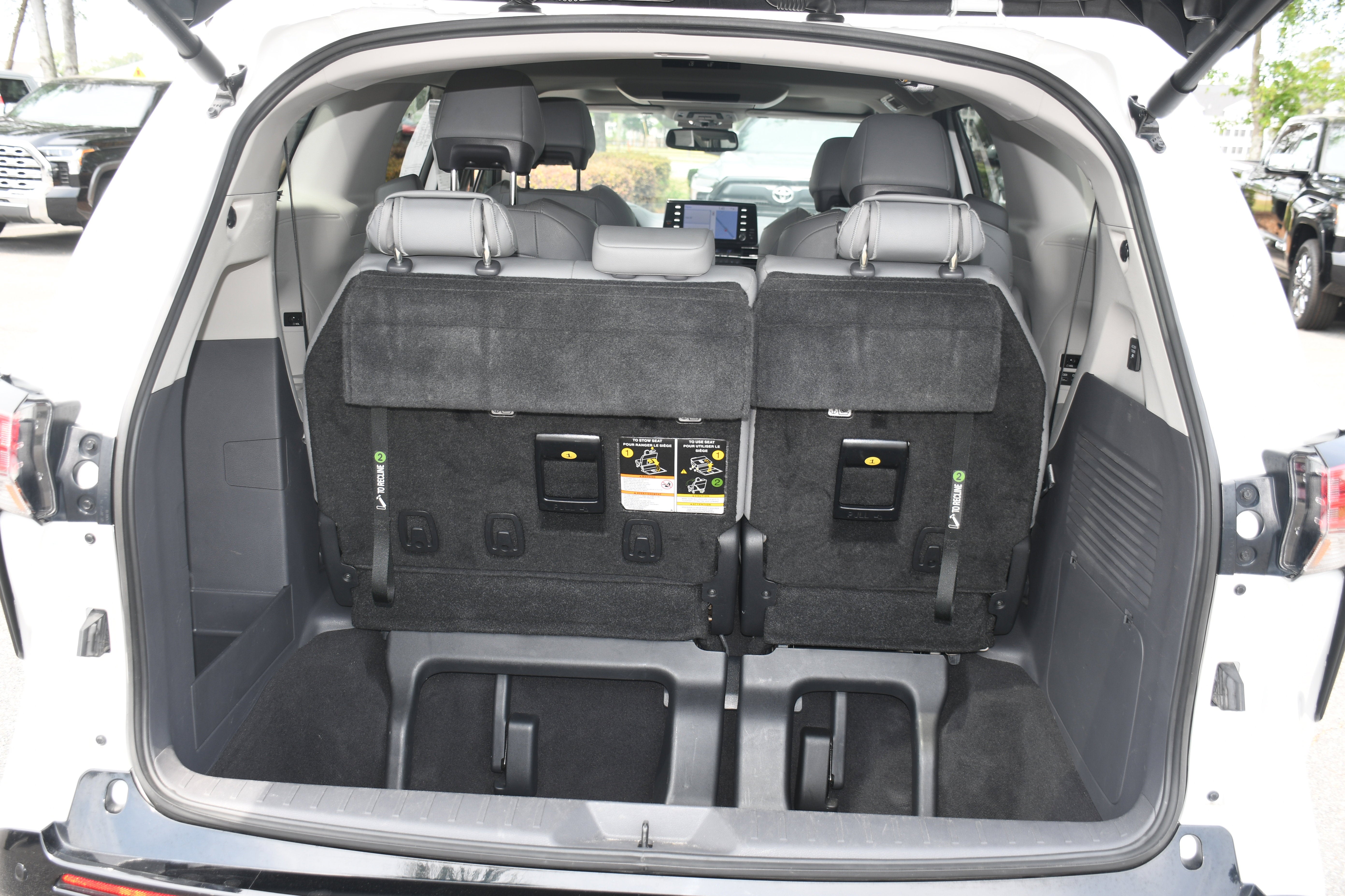 2022 Toyota Sienna Limited