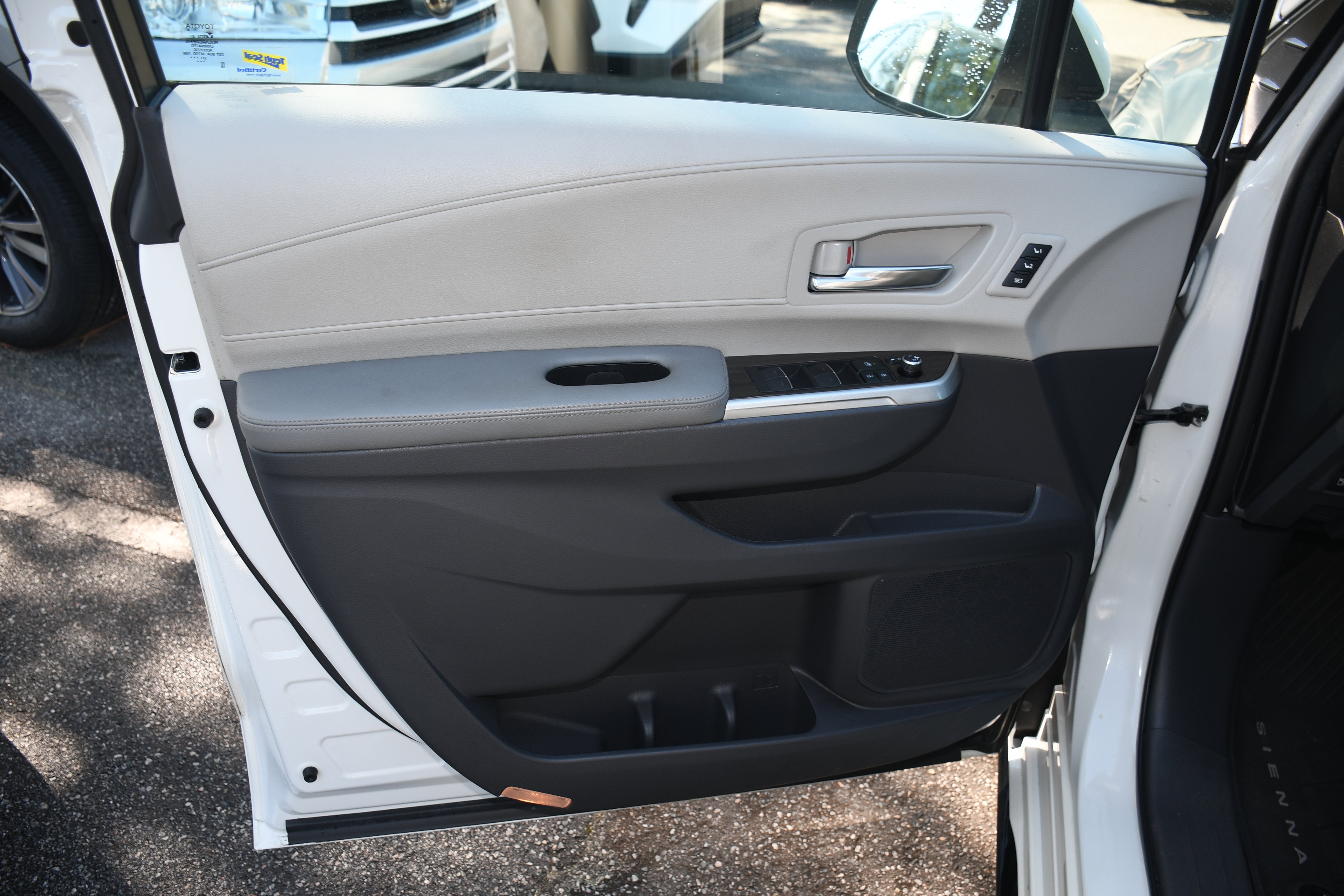 2021 Toyota Sienna Limited