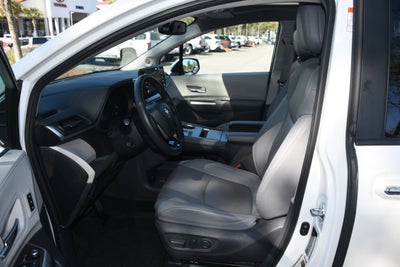 2021 Toyota Sienna Limited