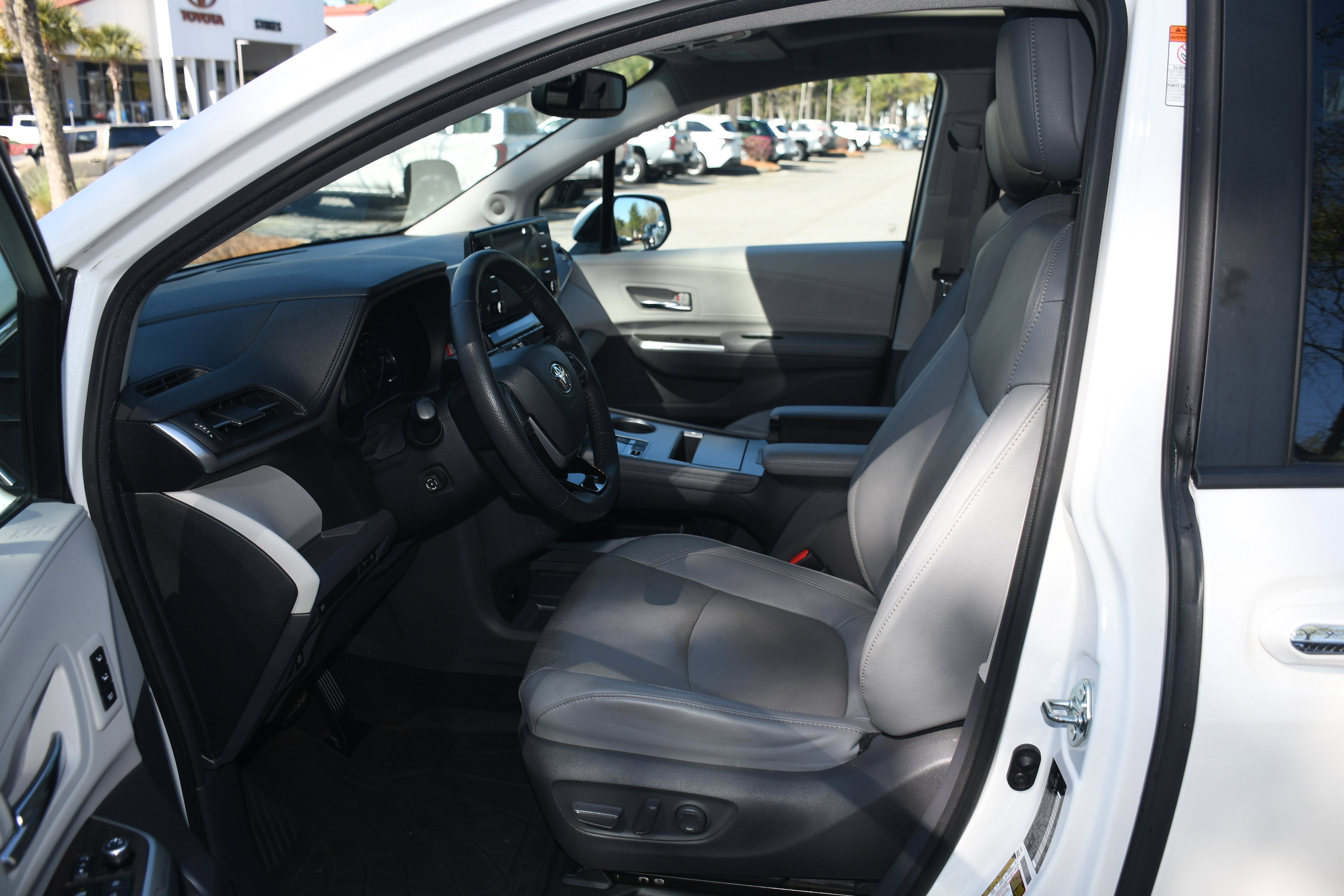2021 Toyota Sienna Limited