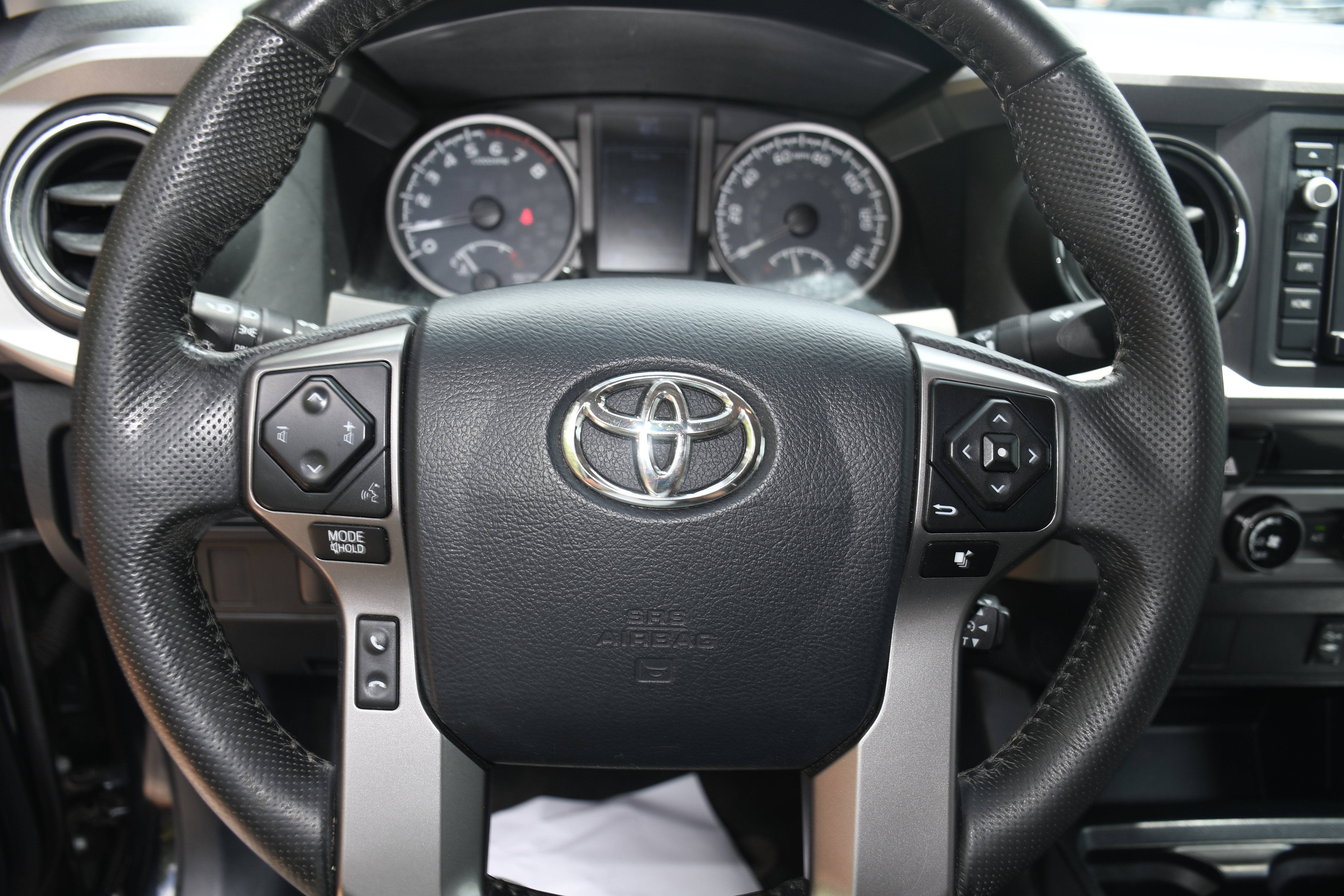 2017 Toyota Tacoma SR5 DOUBLE CAB 5'